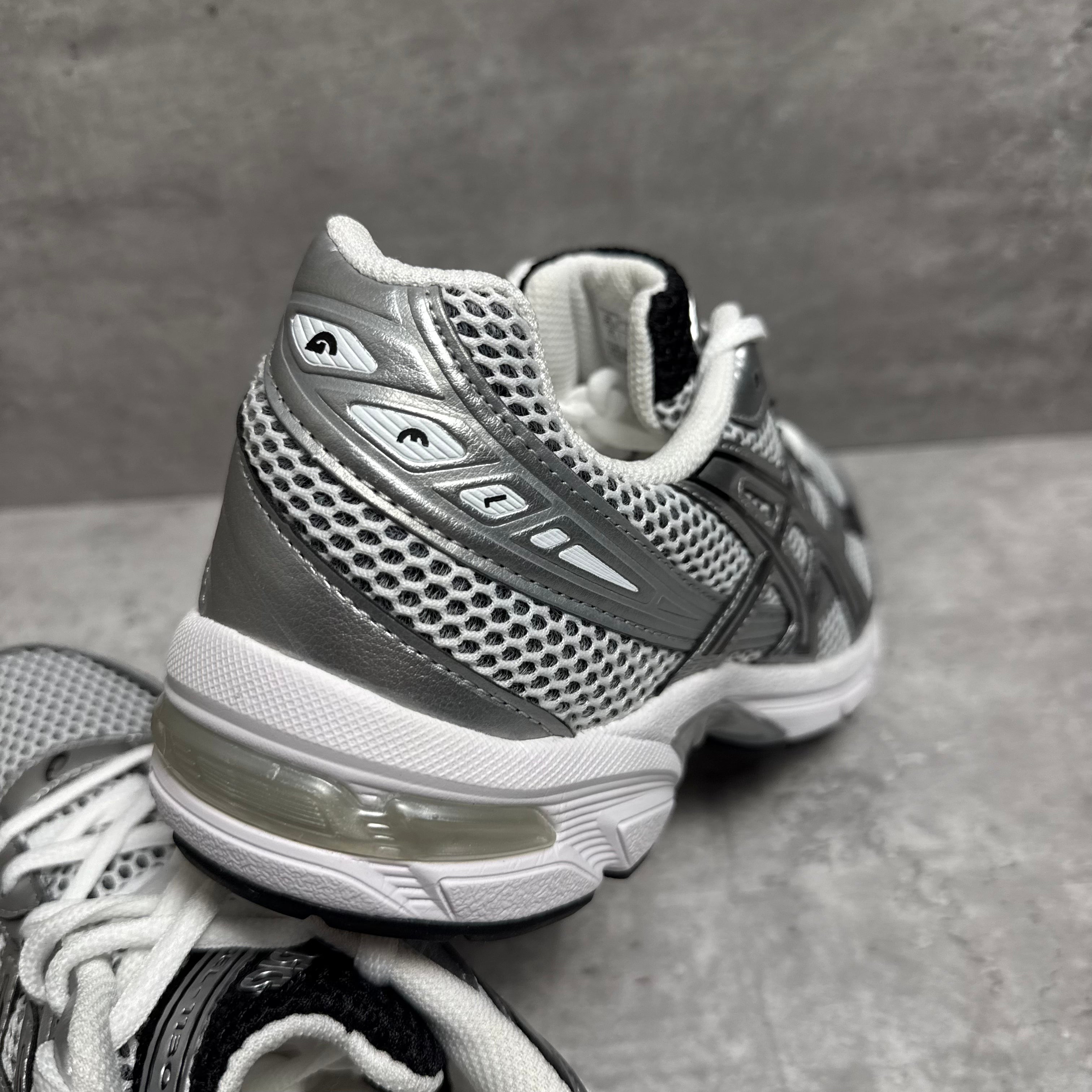 ASICS Gel-1130 White / Black - Cheshire Creps