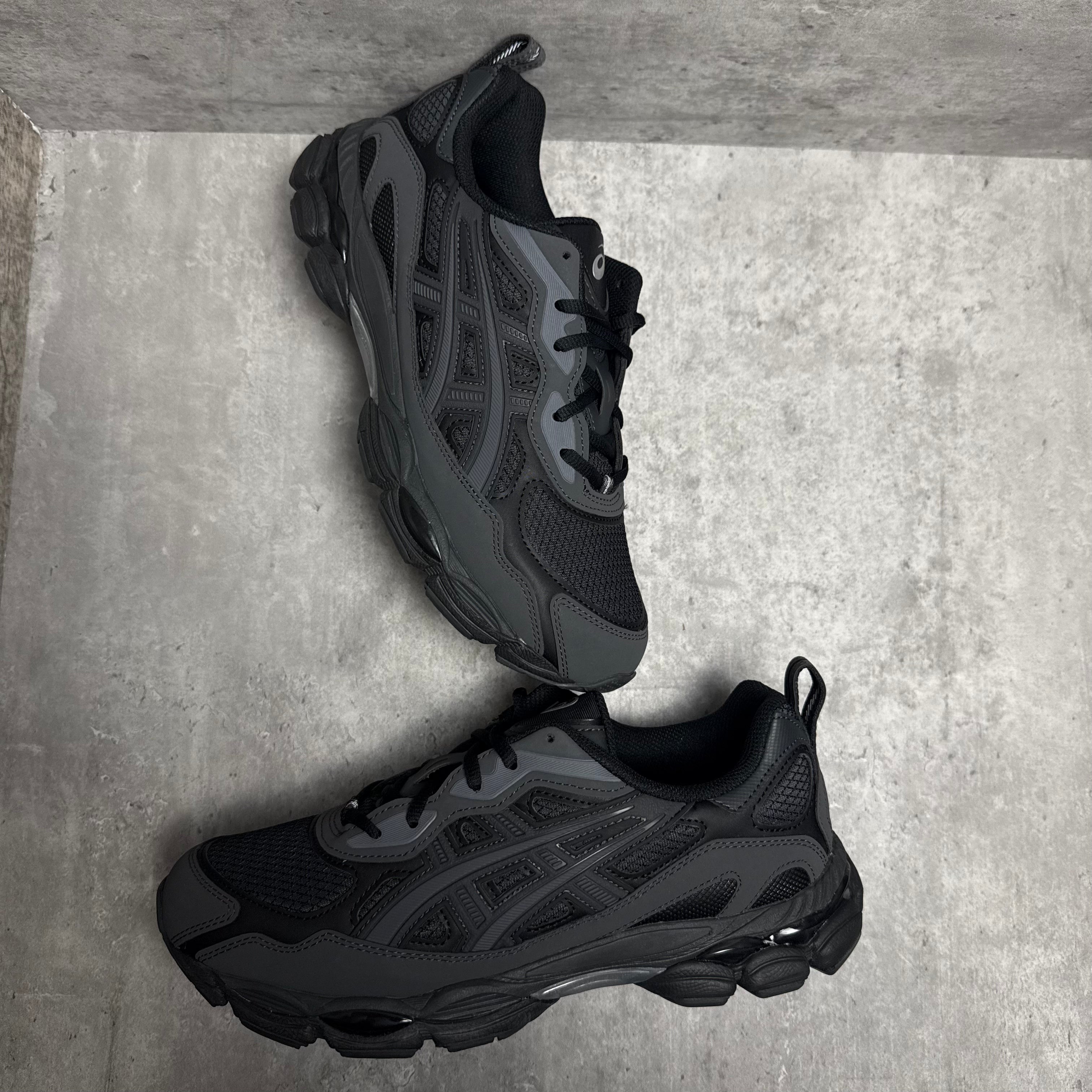 ASICS Gel-NYC RGD Black - Cheshire Creps