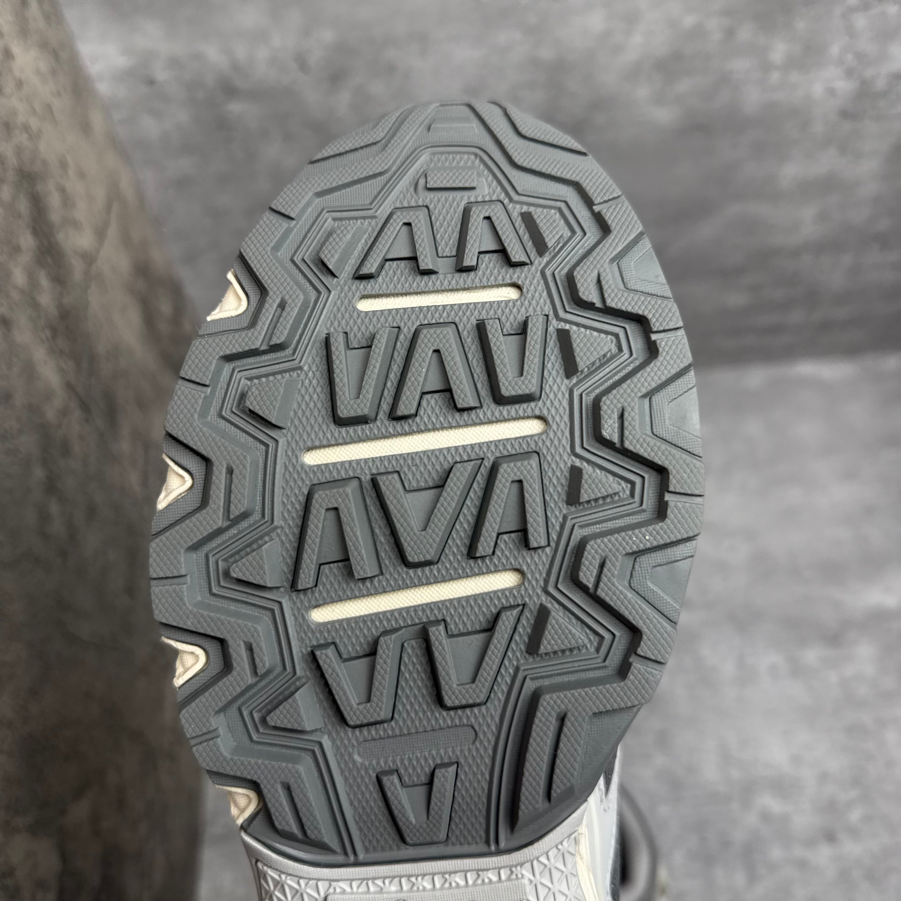 ASICS Gel-Venture 6 Clay Grey - Cheshire Creps