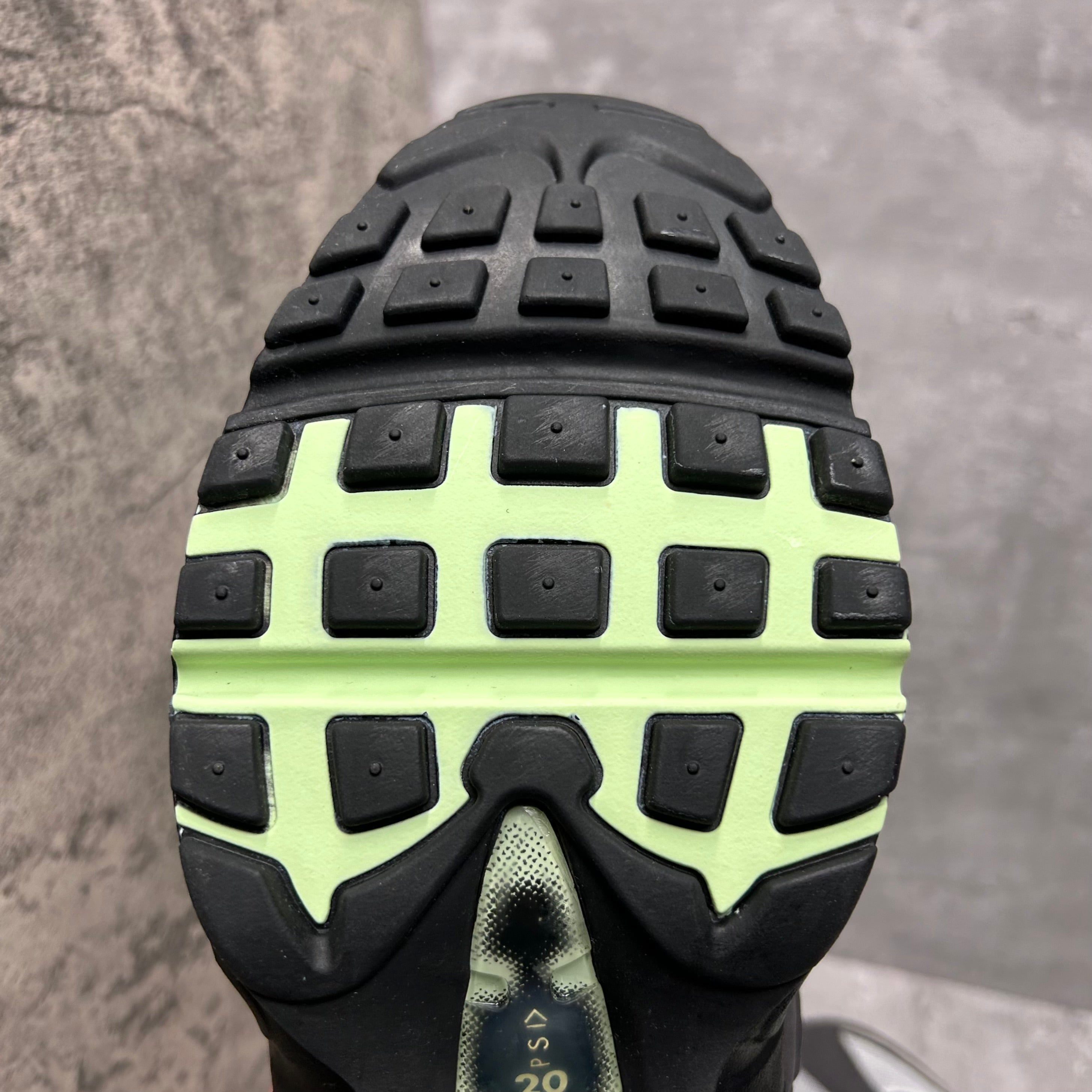 Nike Airmax 95 Fresh Mint - Cheshire Creps