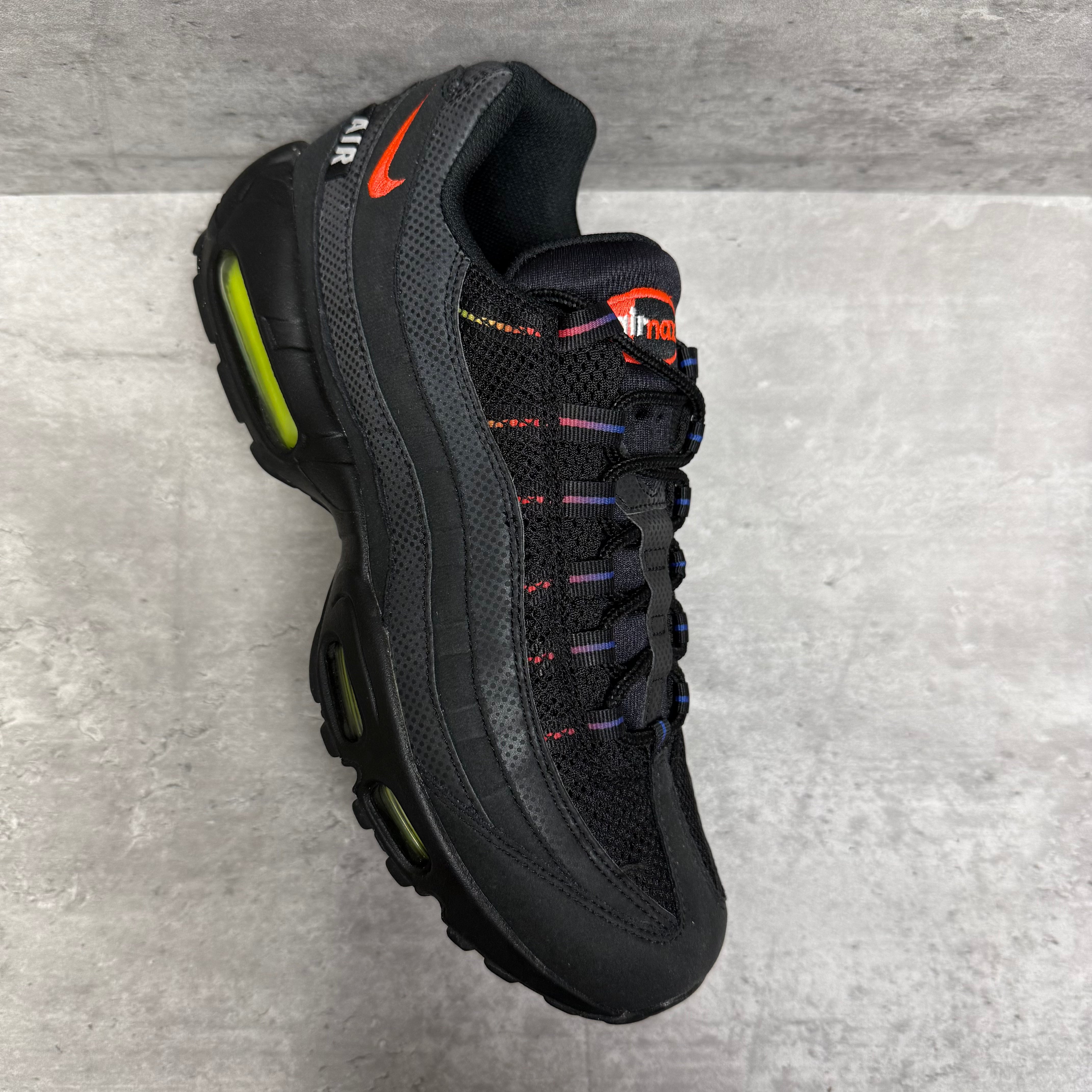 Nike Air Max 95 Crimson Volt