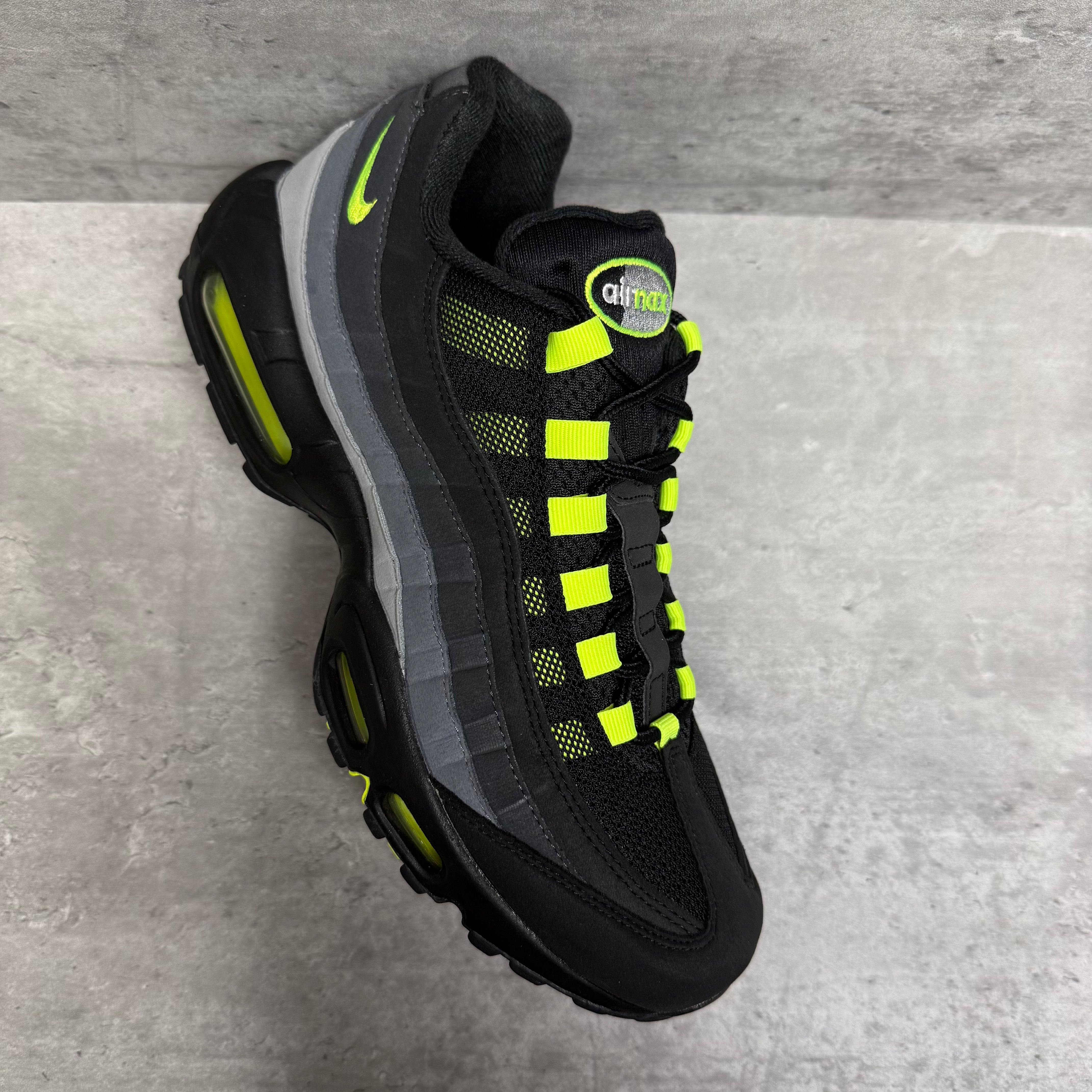 Nike Air Max 95 Reverse Neon