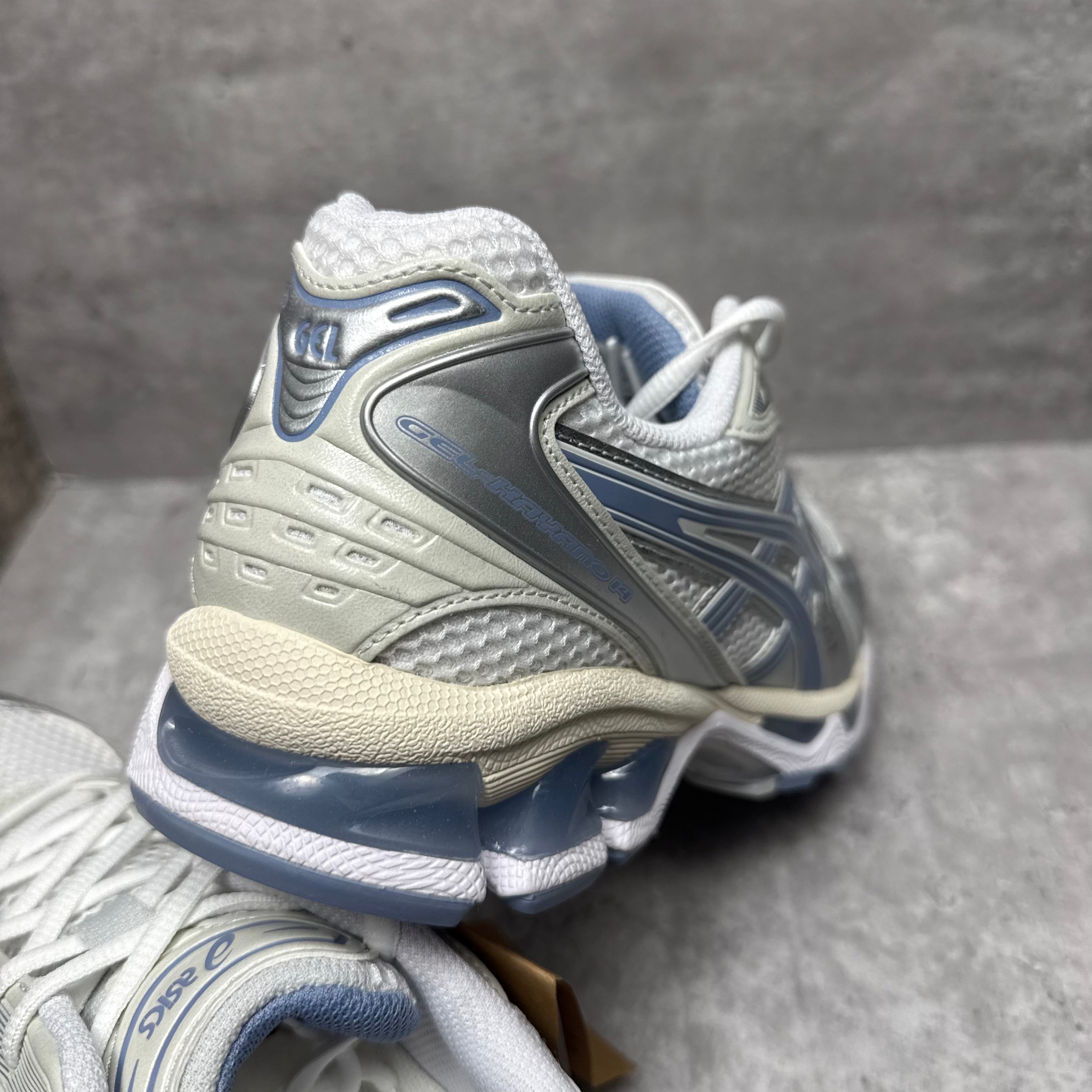 ASICS Gel-Kayano 14 White / Light Navy