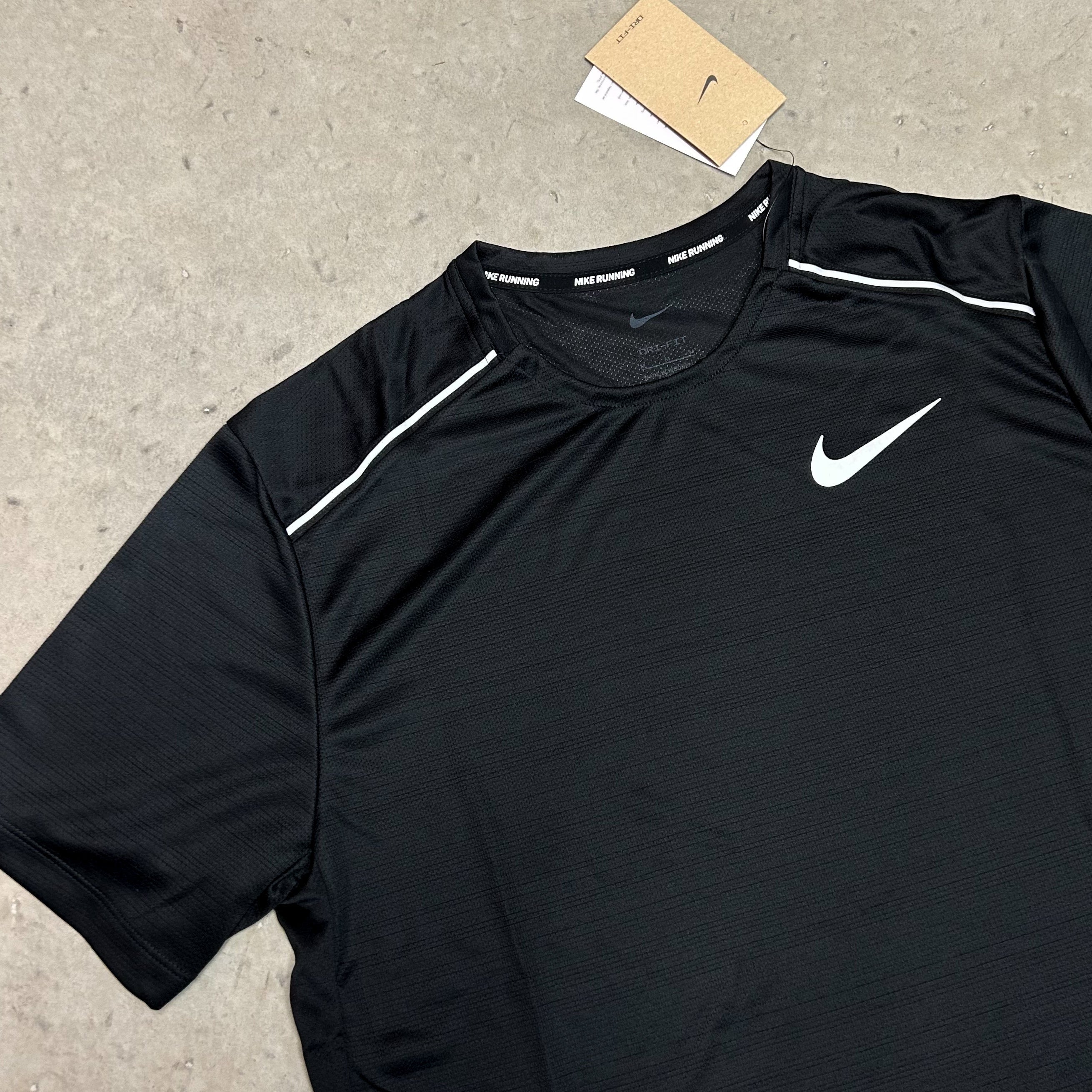 Nike - 1.0 Miler Black - Cheshire Creps