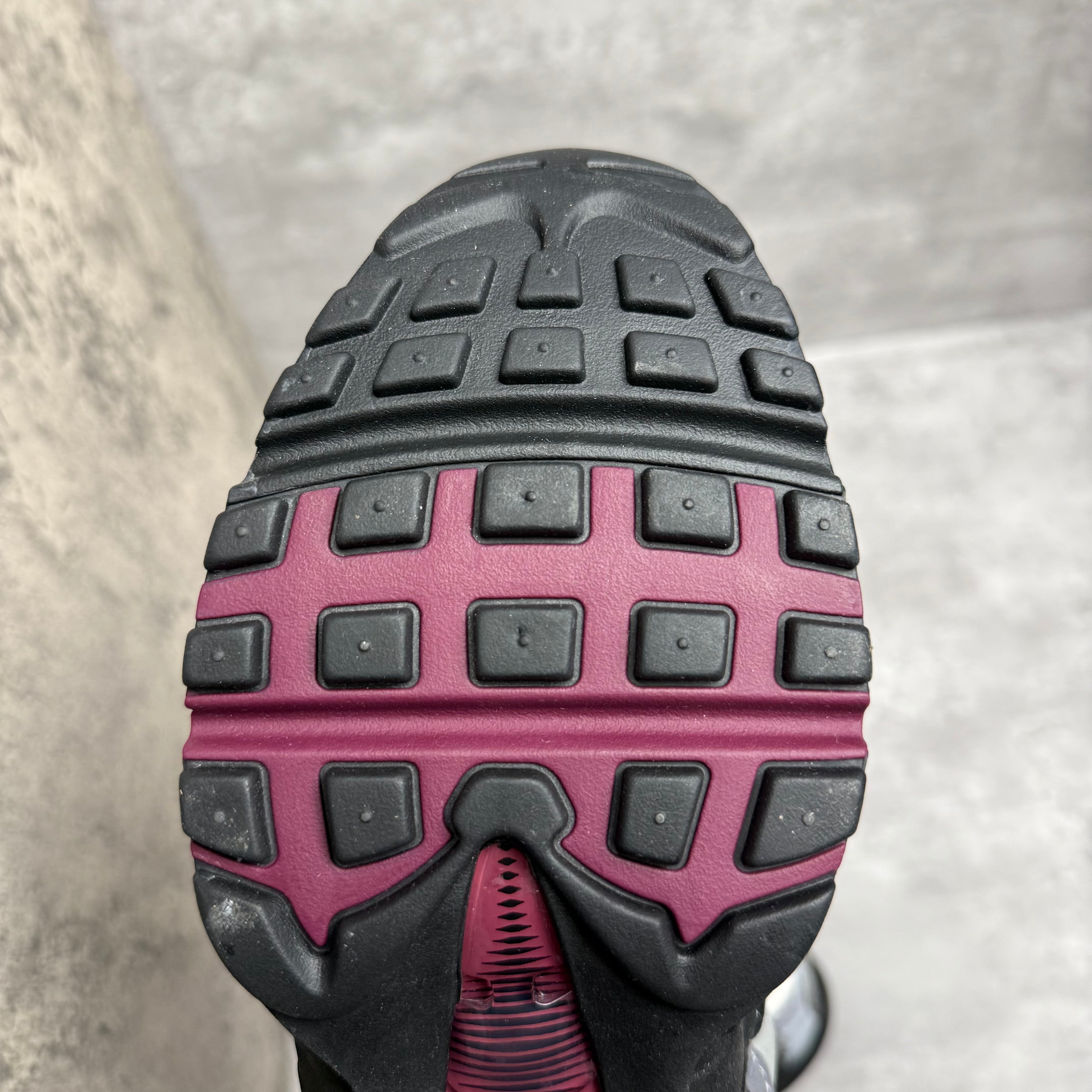 Nike Air Max 95 Dark Beetroot - Cheshire Creps