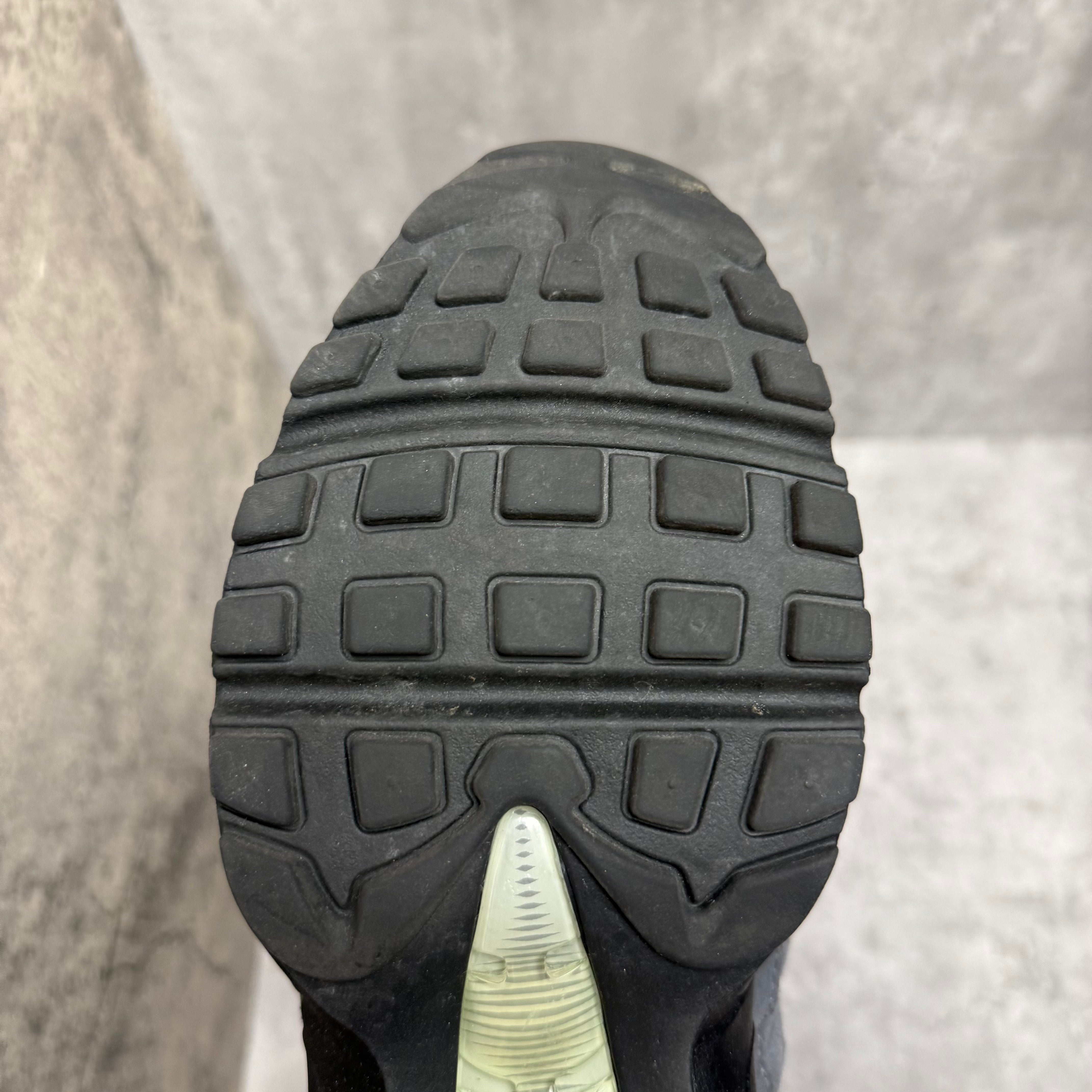 Nike Airmax 95 Anthracite Grey - Cheshire Creps