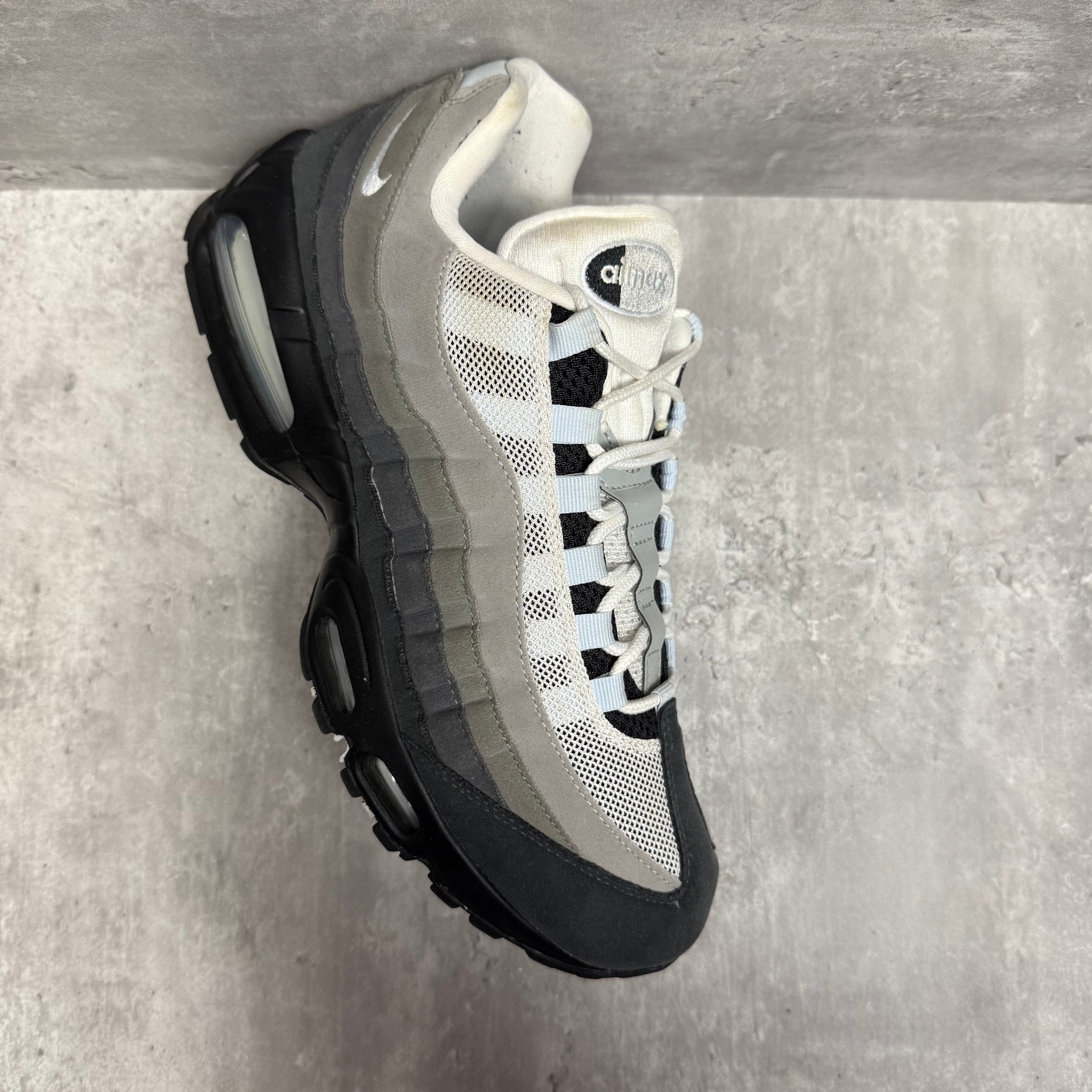 Nike Airmax 95 Blue Tint - Cheshire Creps
