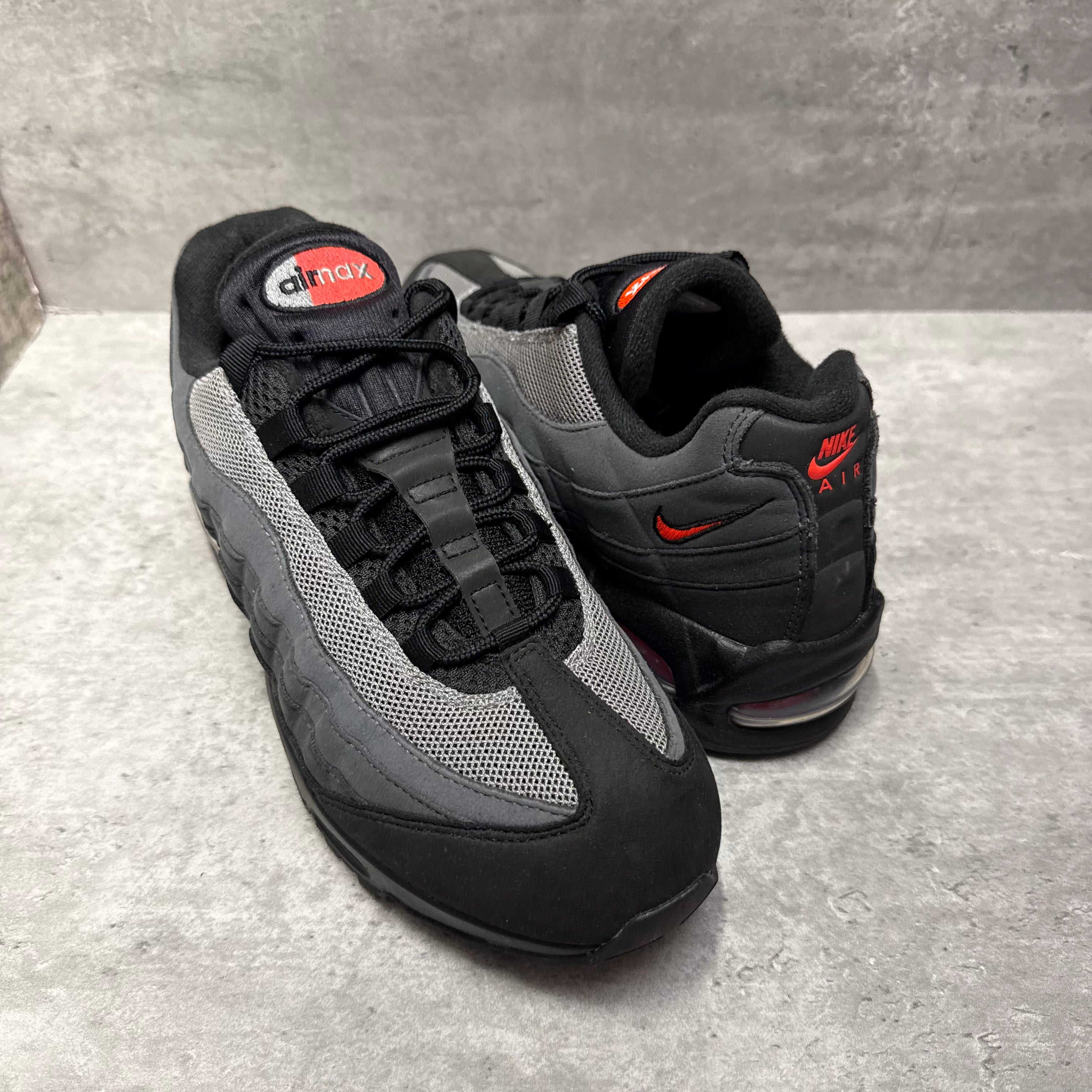Nike Airmax 95 Bright Crimson - Cheshire Creps