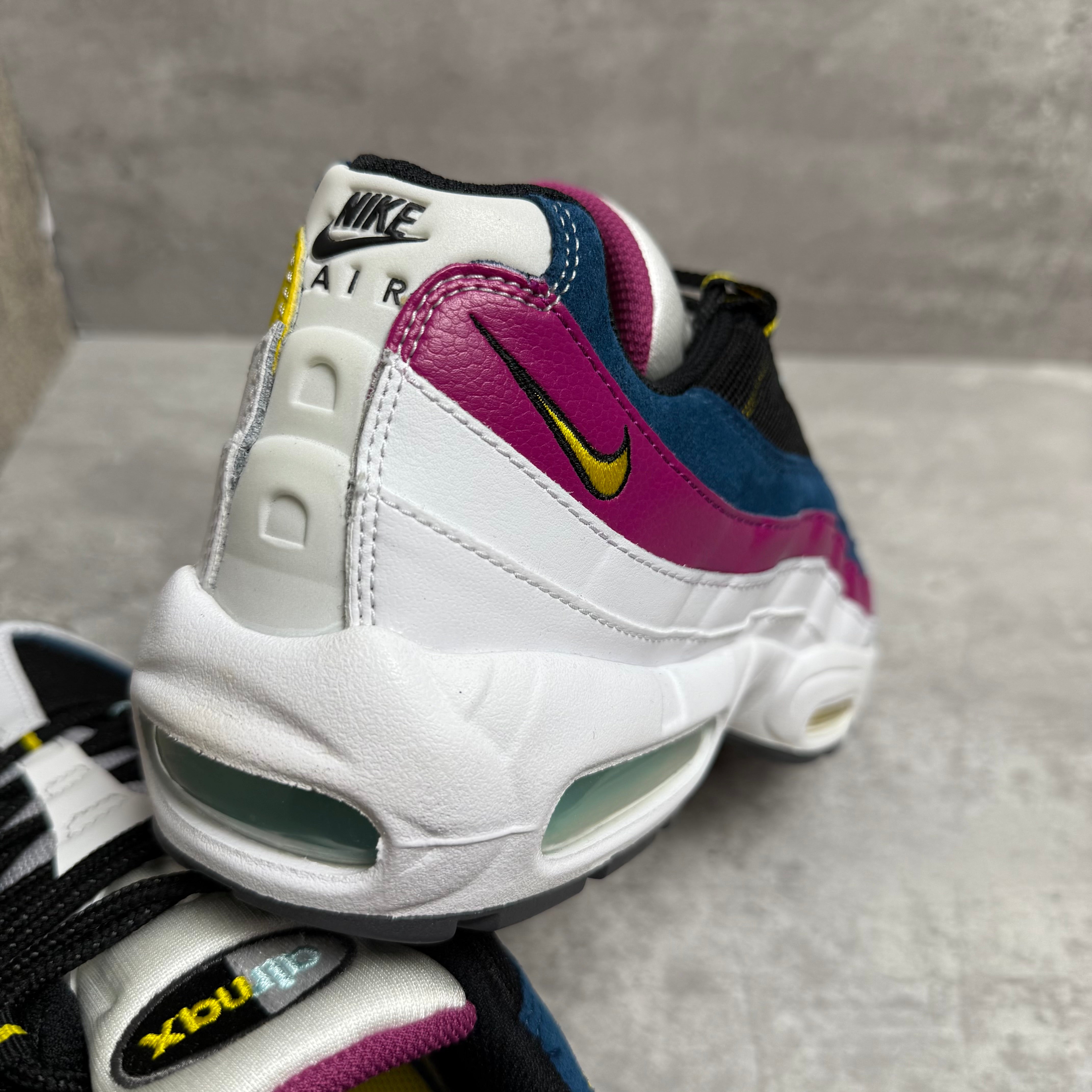 Nike Airmax 95 Cactus Flower - Cheshire Creps