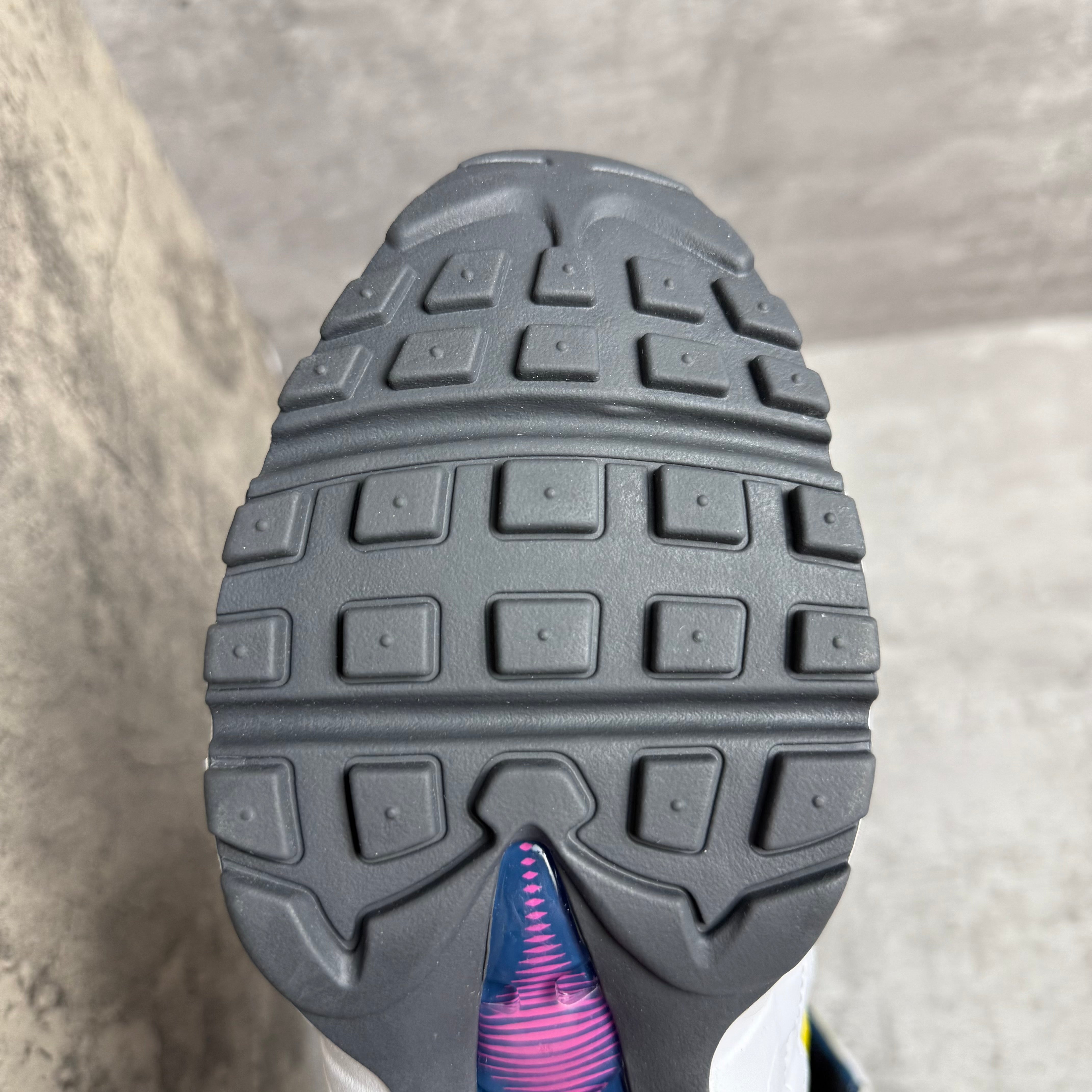 Nike Airmax 95 Cactus Flower - Cheshire Creps