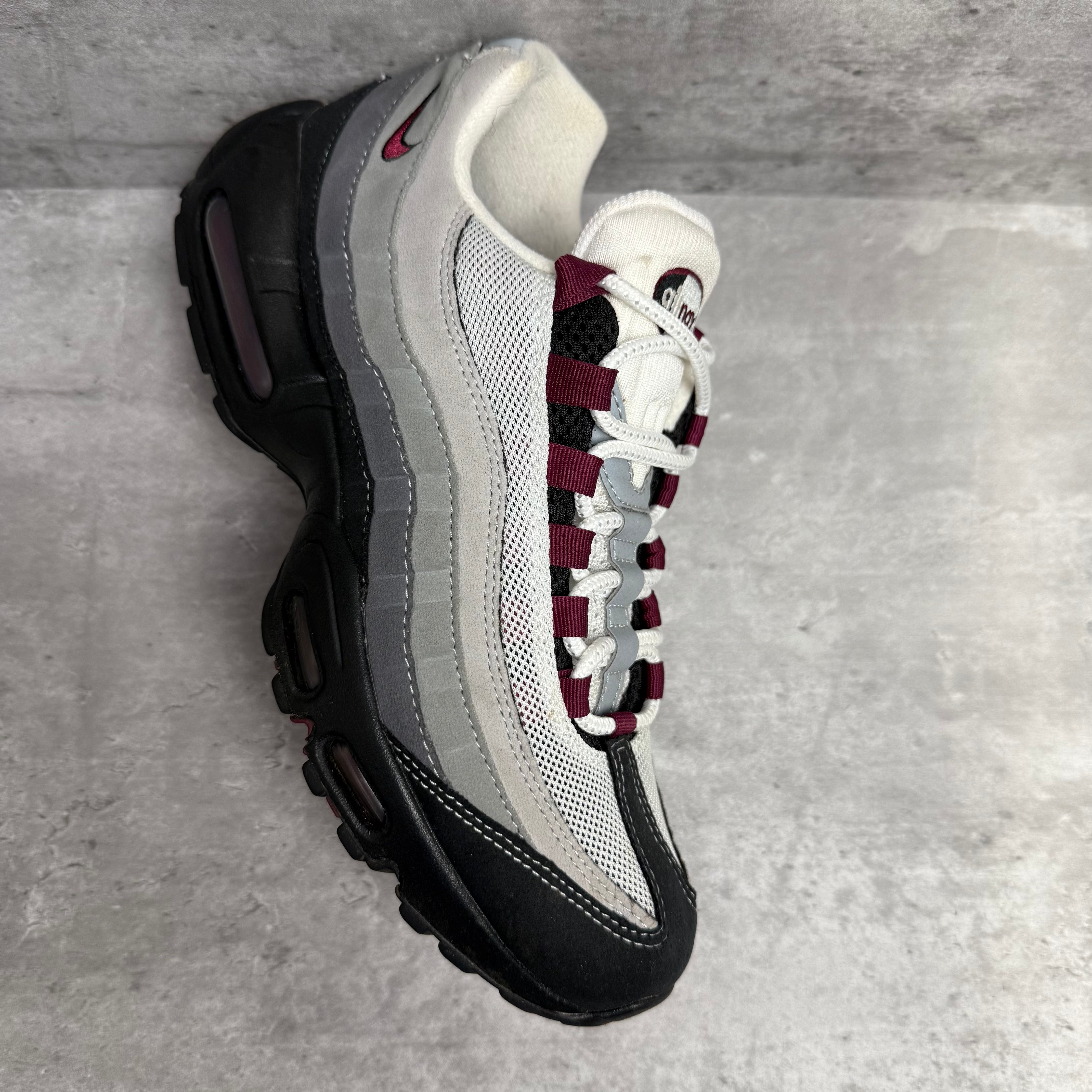 Nike Airmax 95 Dark Beetroot - Cheshire Creps