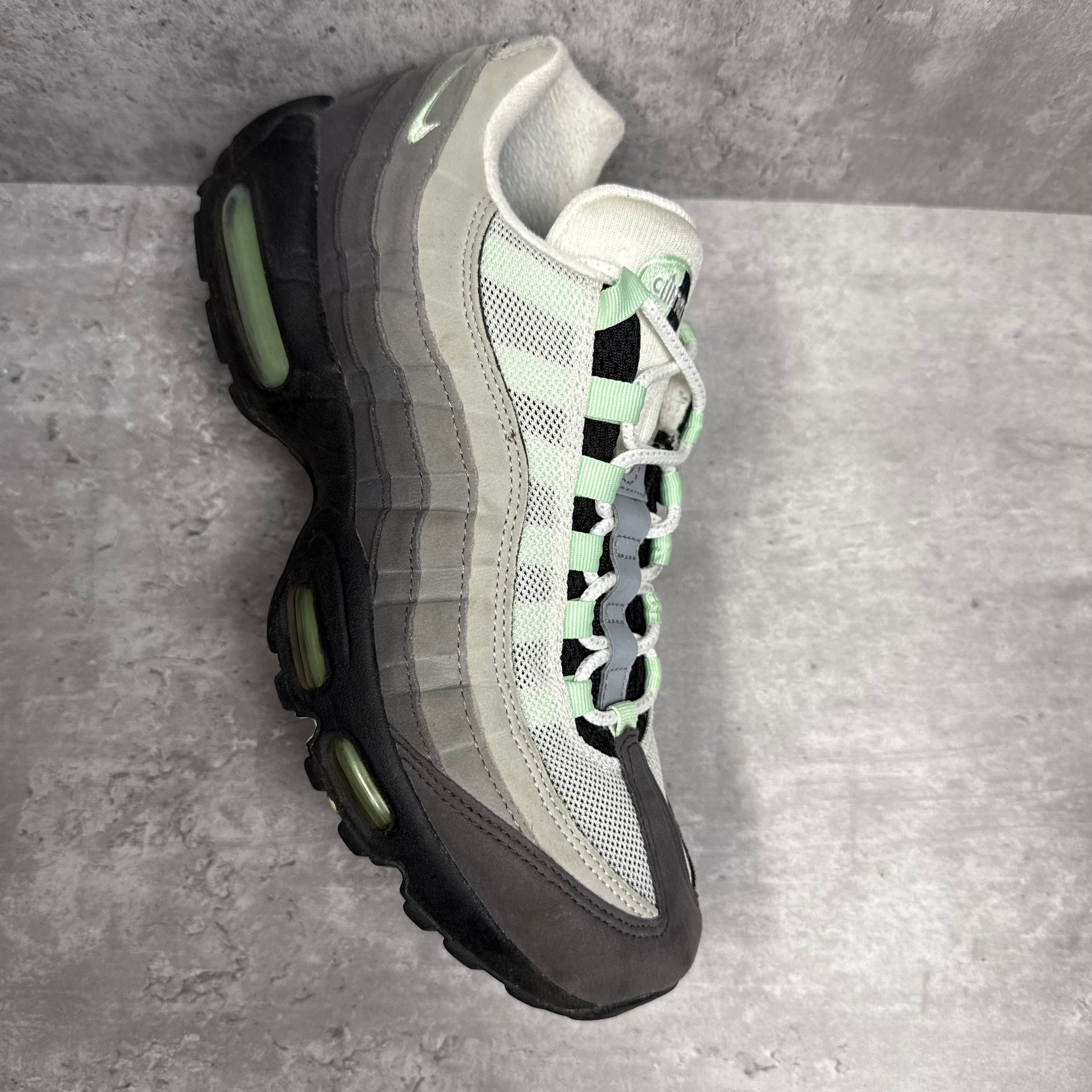 Nike Airmax 95 Fresh Mint - Cheshire Creps