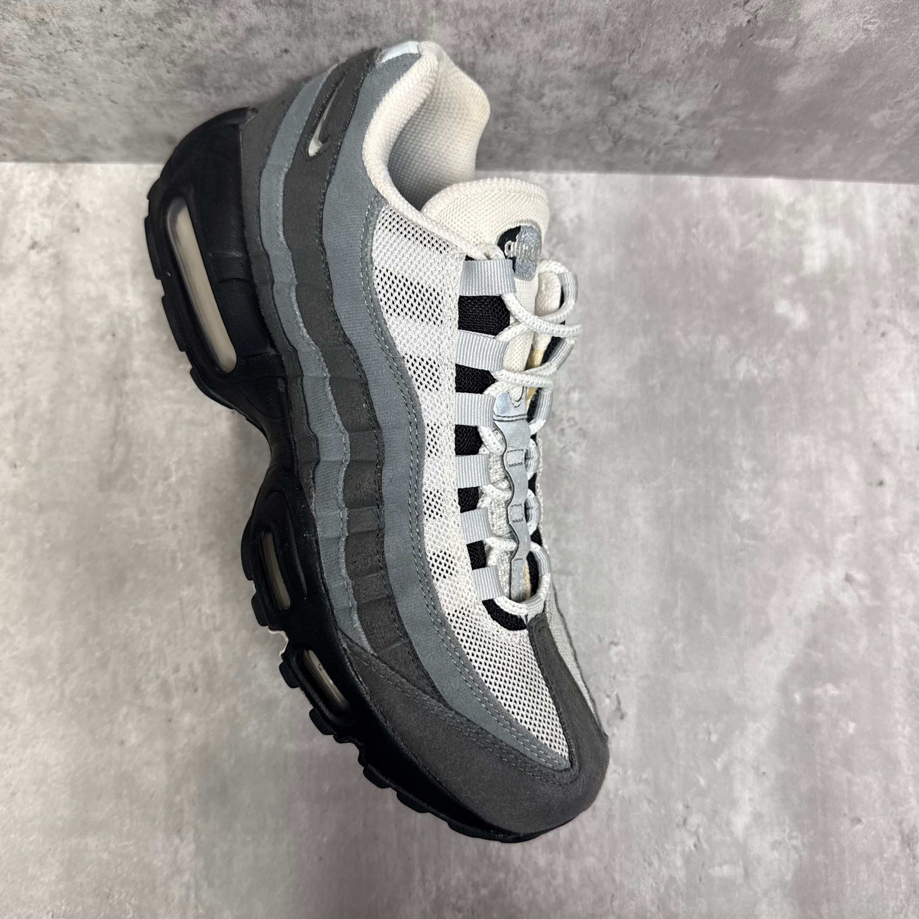 Nike Airmax 95 Grey Jewel - Cheshire Creps