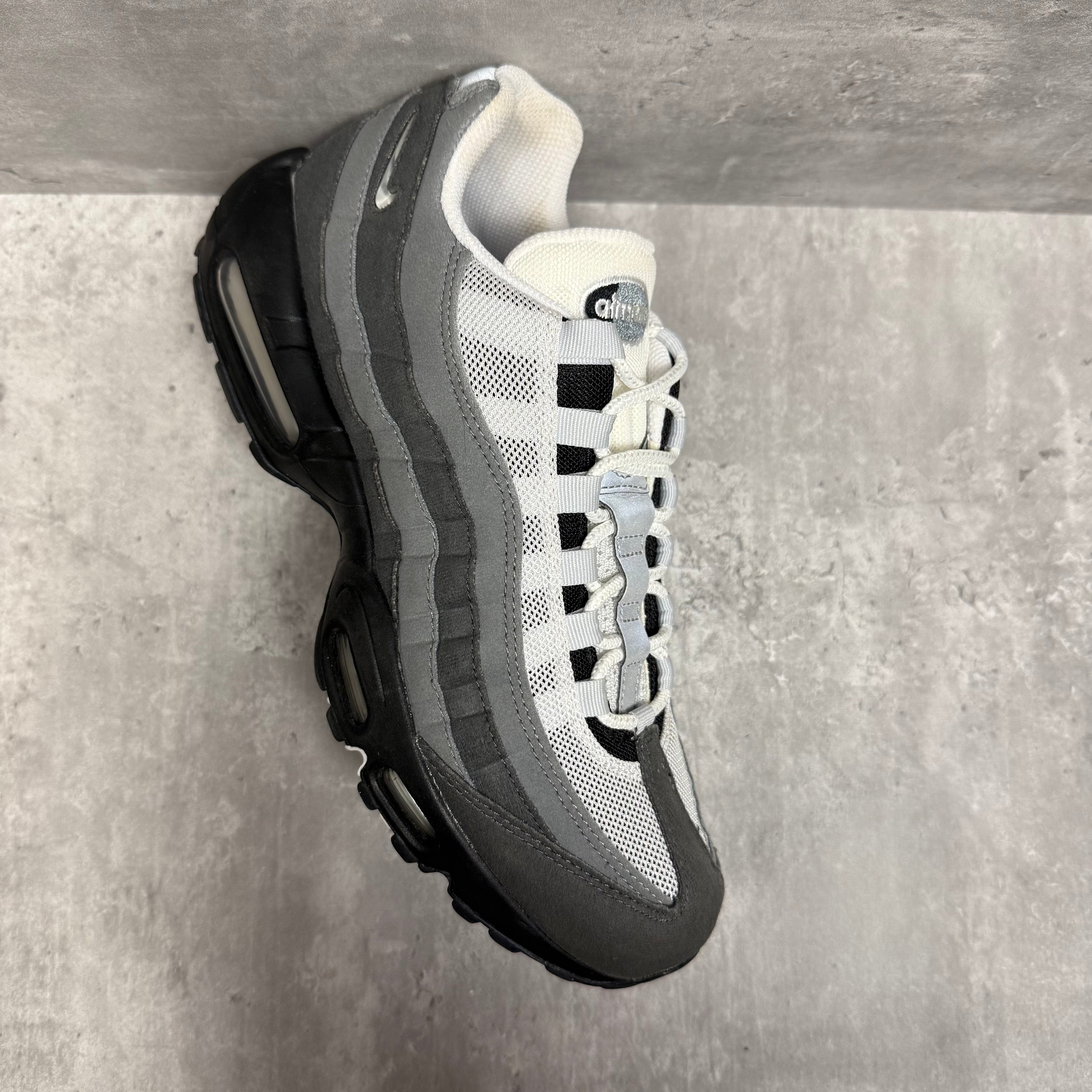 Nike Airmax 95 Grey Jewel - Cheshire Creps