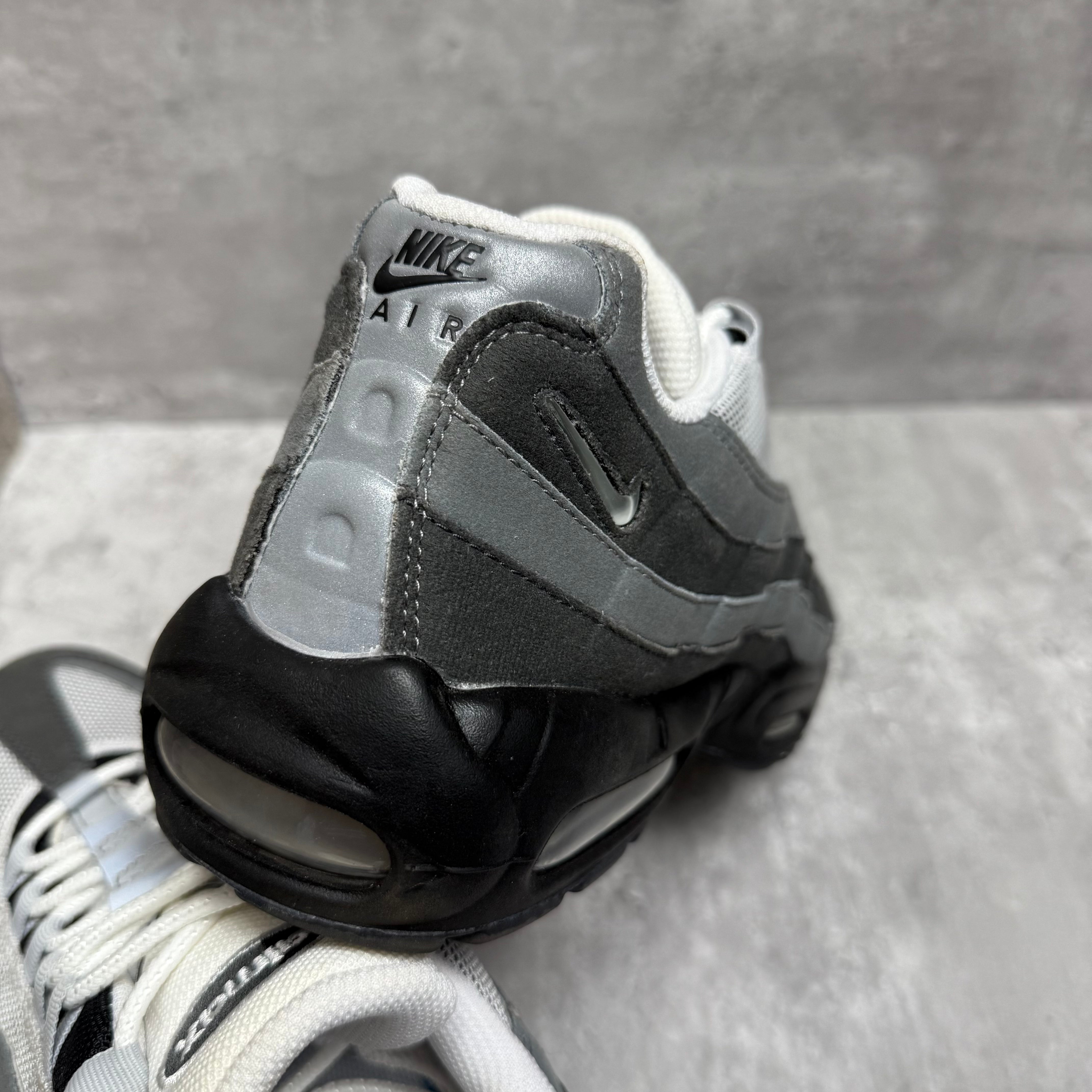 Nike Airmax 95 Grey Jewel - Cheshire Creps