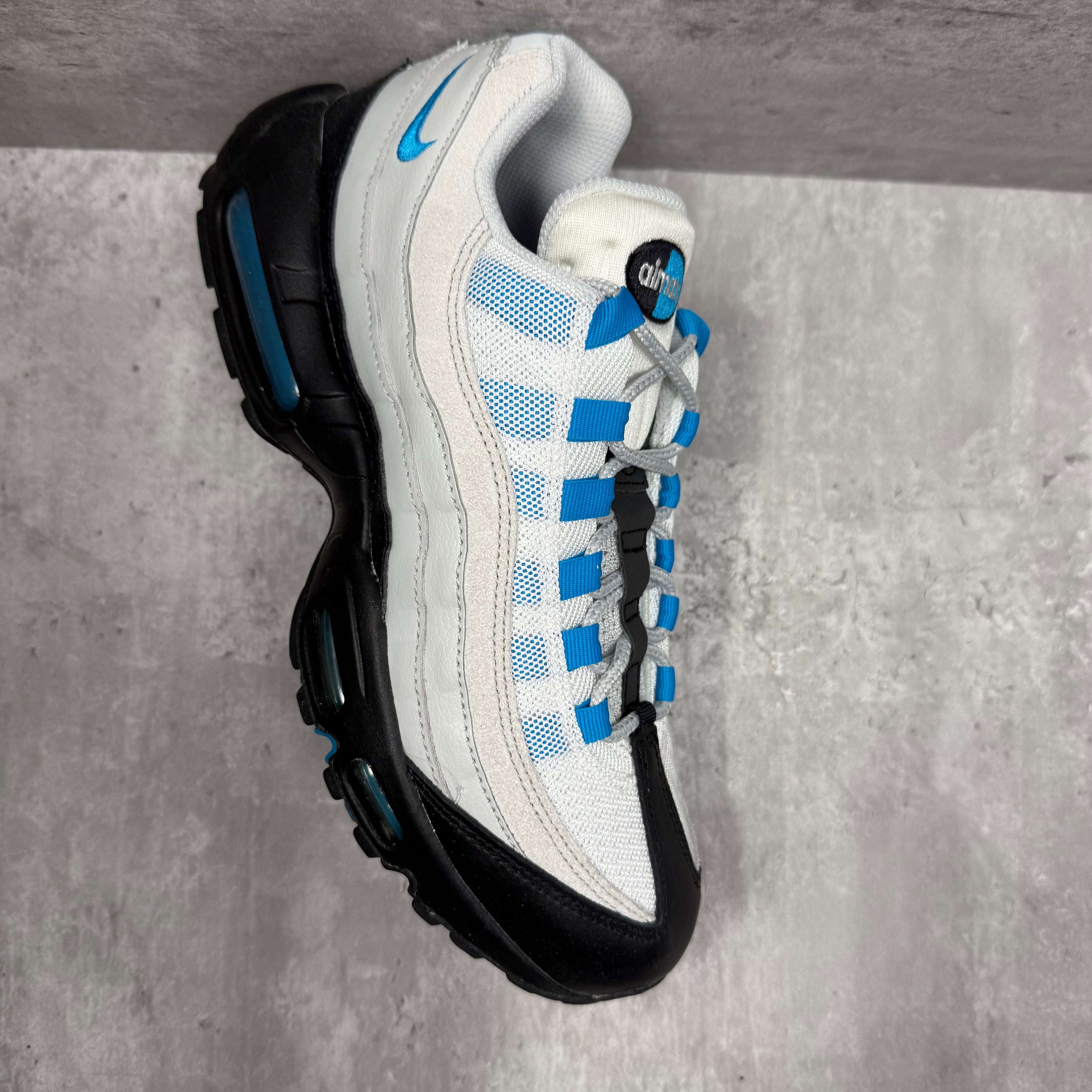 Nike Airmax 95 Laser Blue - Cheshire Creps