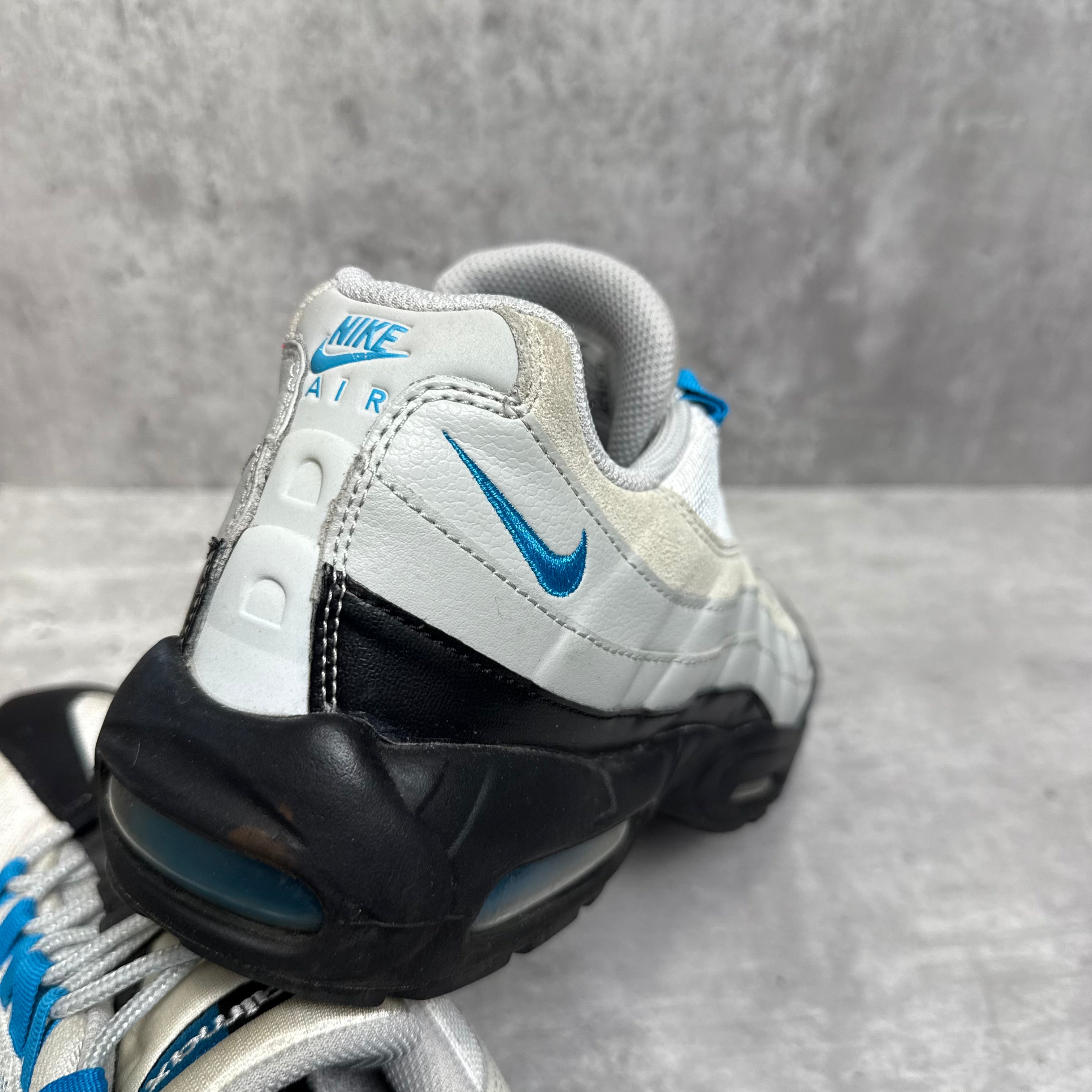 Nike Airmax 95 Laser Blue - Cheshire Creps