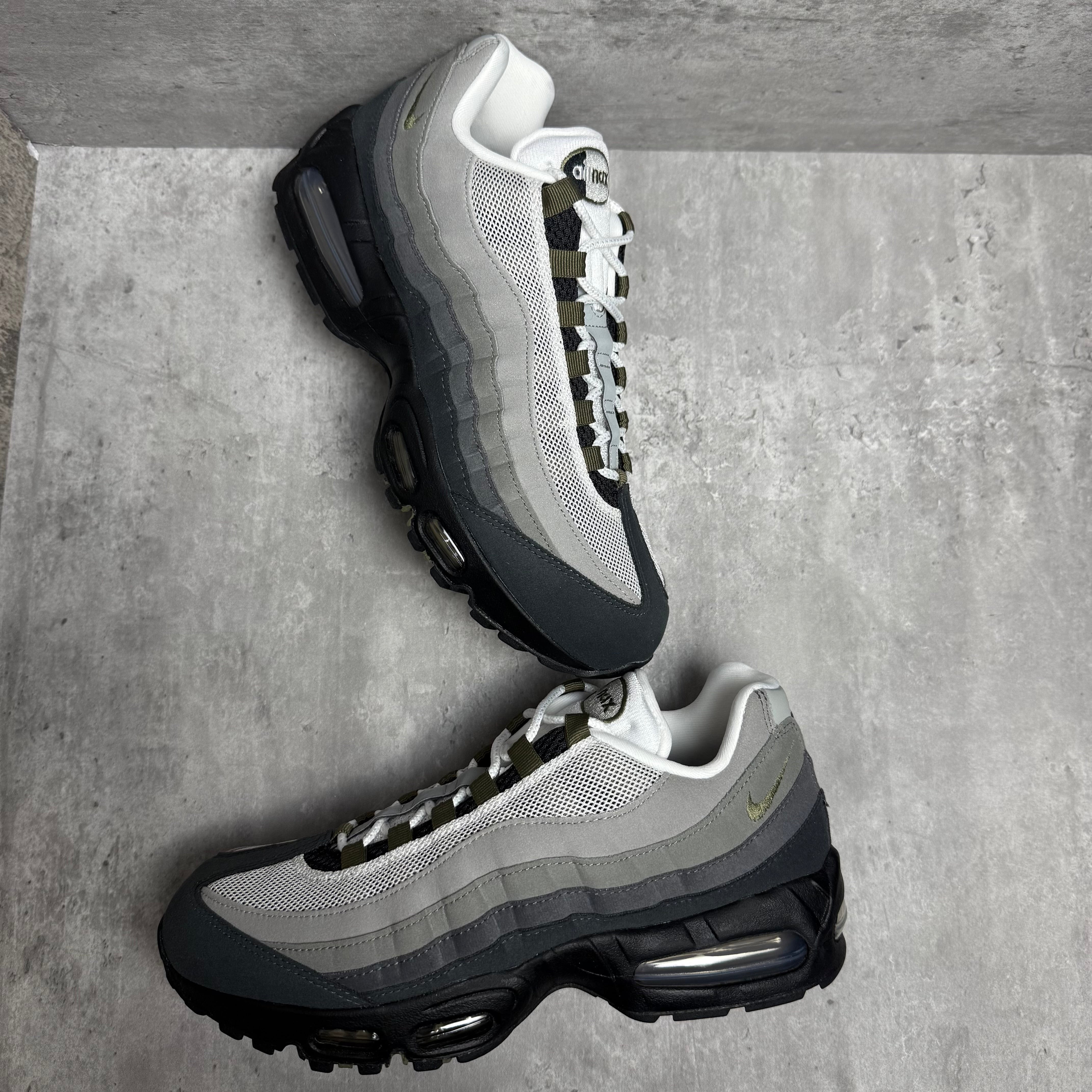 Nike Airmax 95 Medium Olive ‘Big Bubble’ 2025 - Cheshire Creps