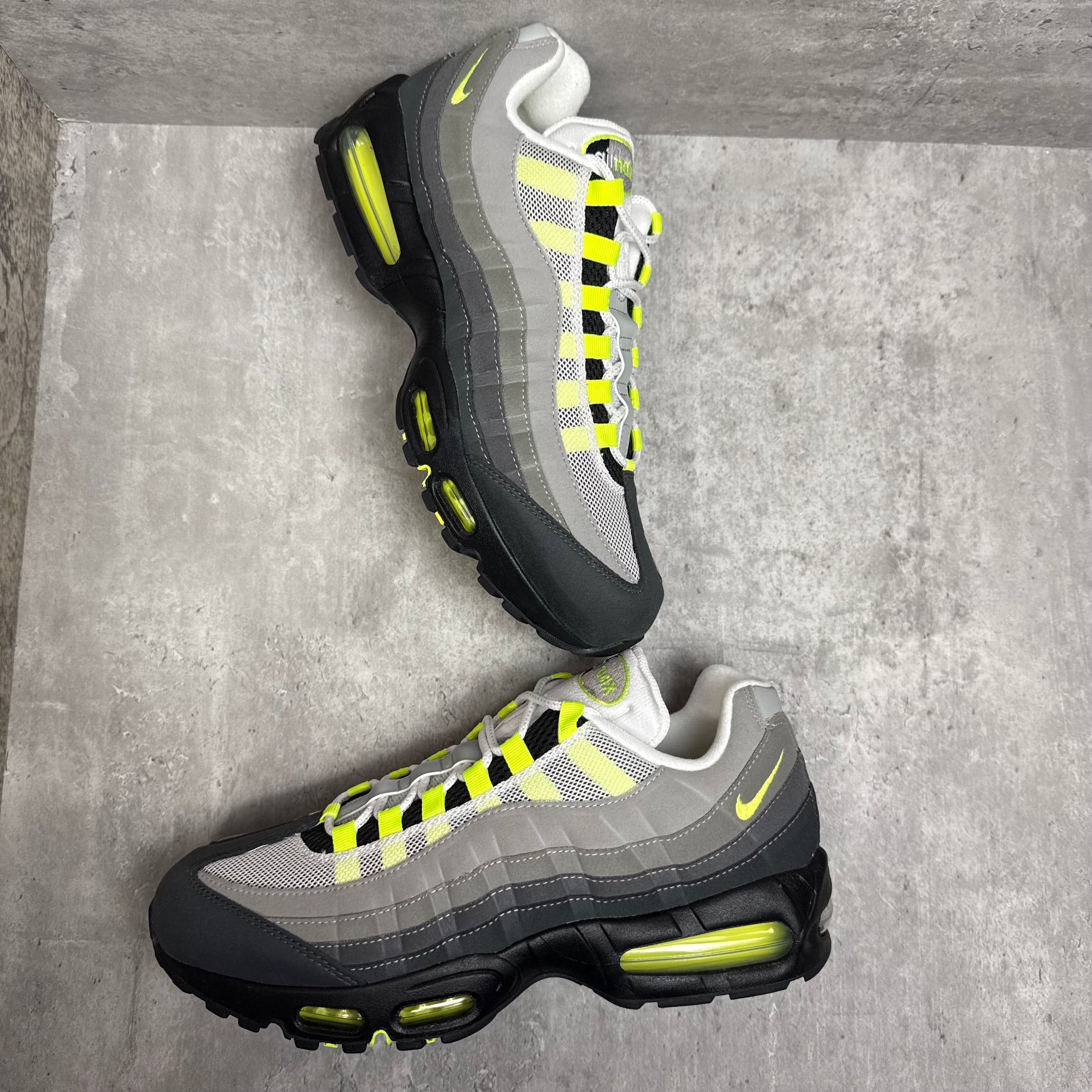 Nike Airmax 95 Neon 'Big Bubble" 2025 - Cheshire Creps