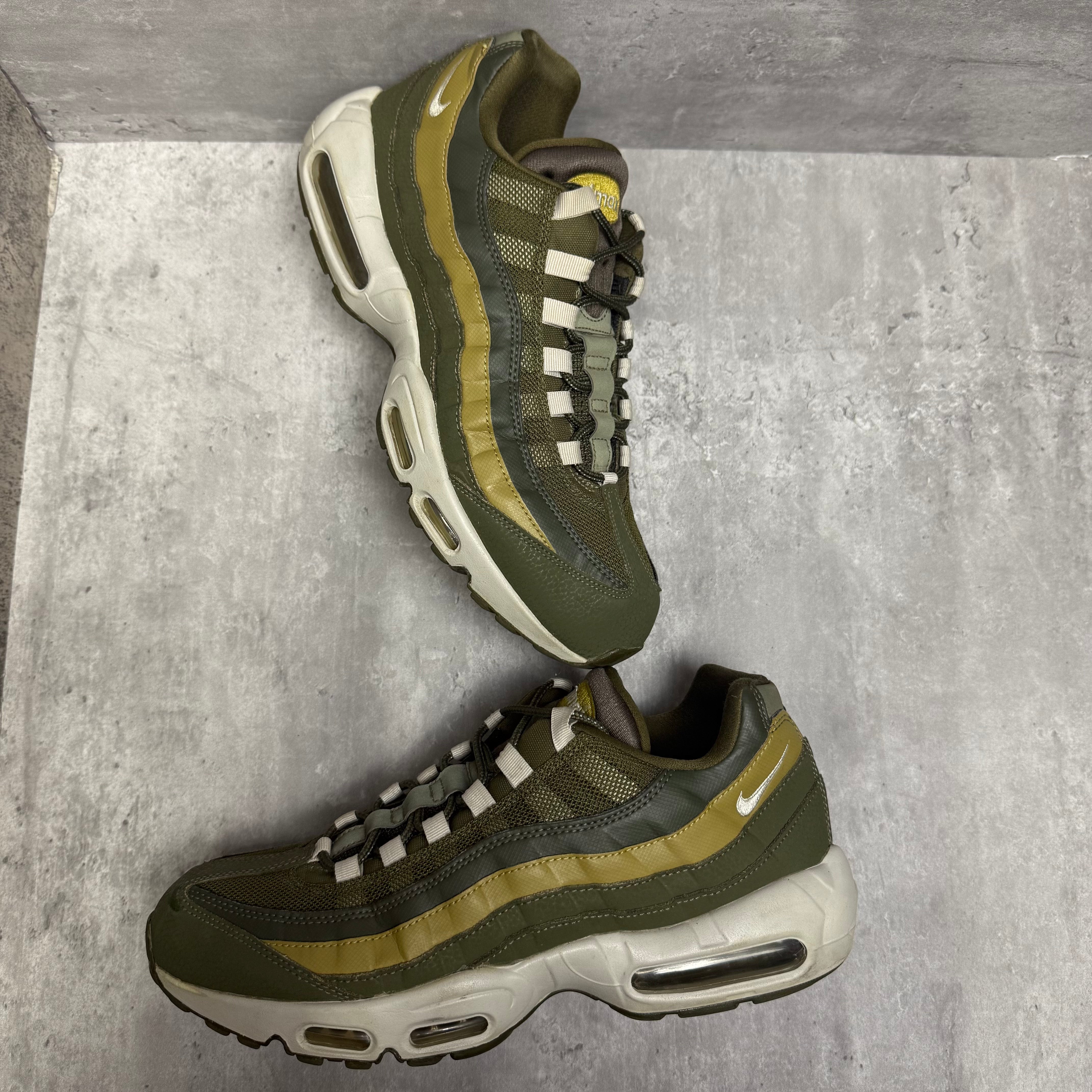 Nike Airmax 95 Olive Khaki - Cheshire Creps