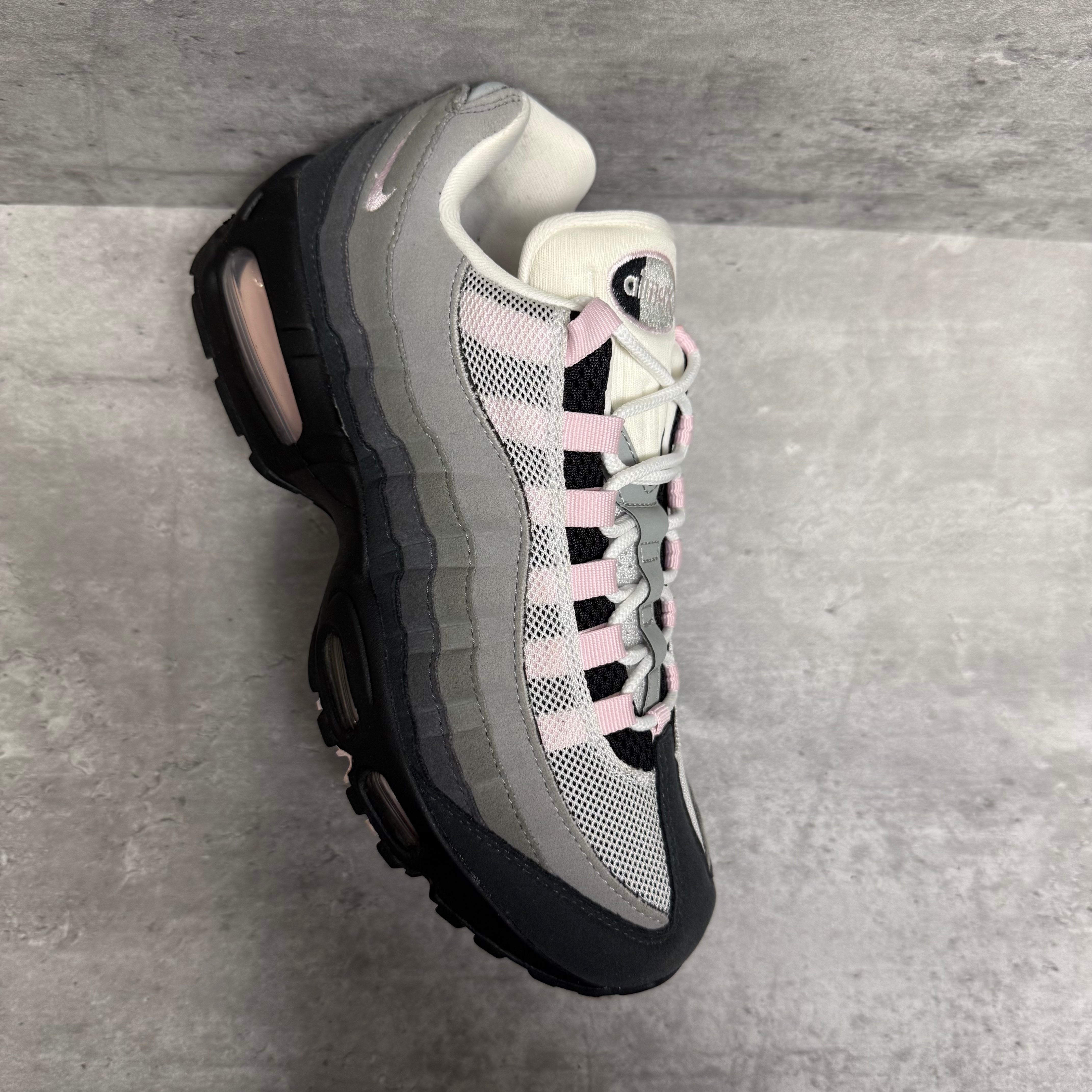 Nike Airmax 95 Pink Foam - Cheshire Creps