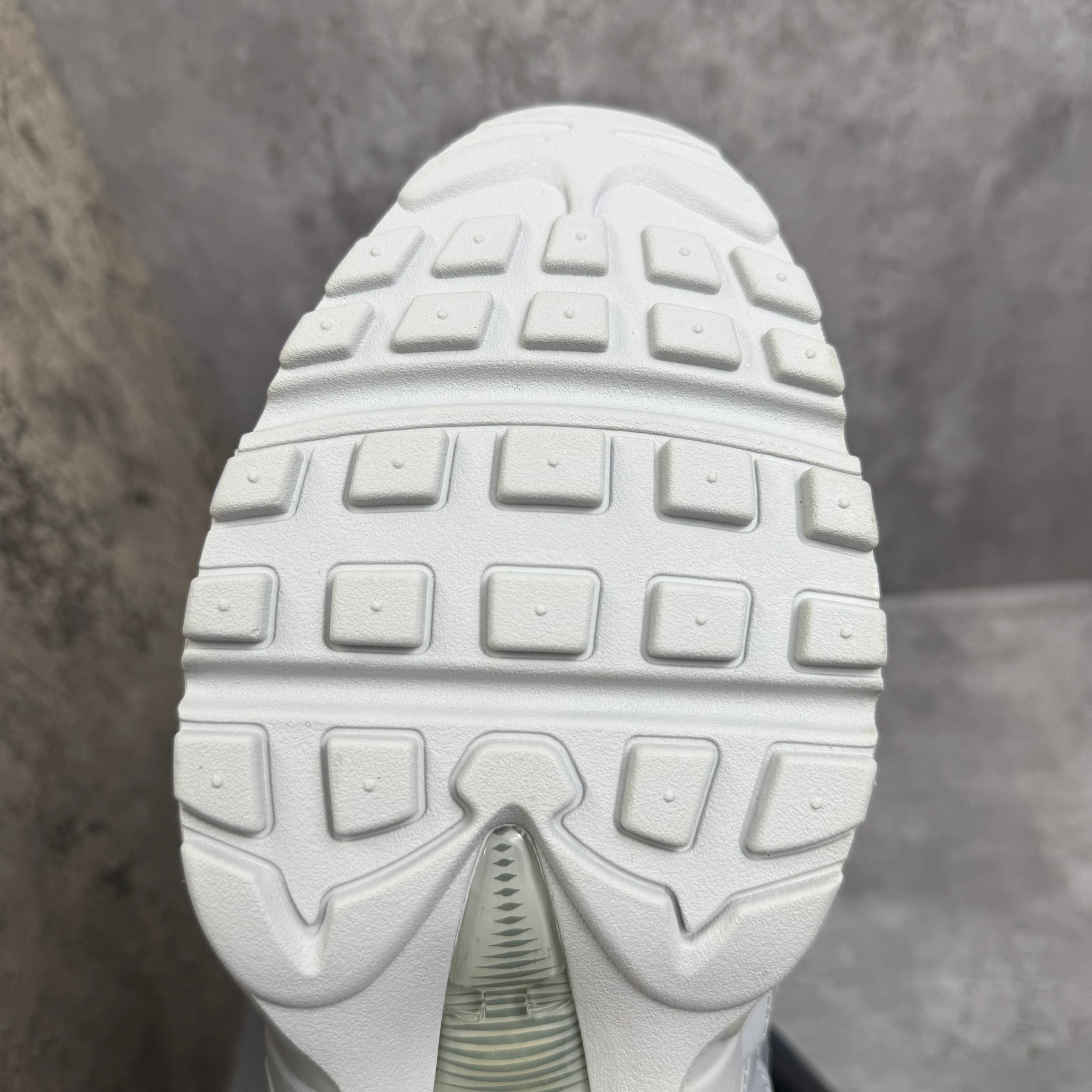 Nike Airmax 95 Pure Platinum - Cheshire Creps