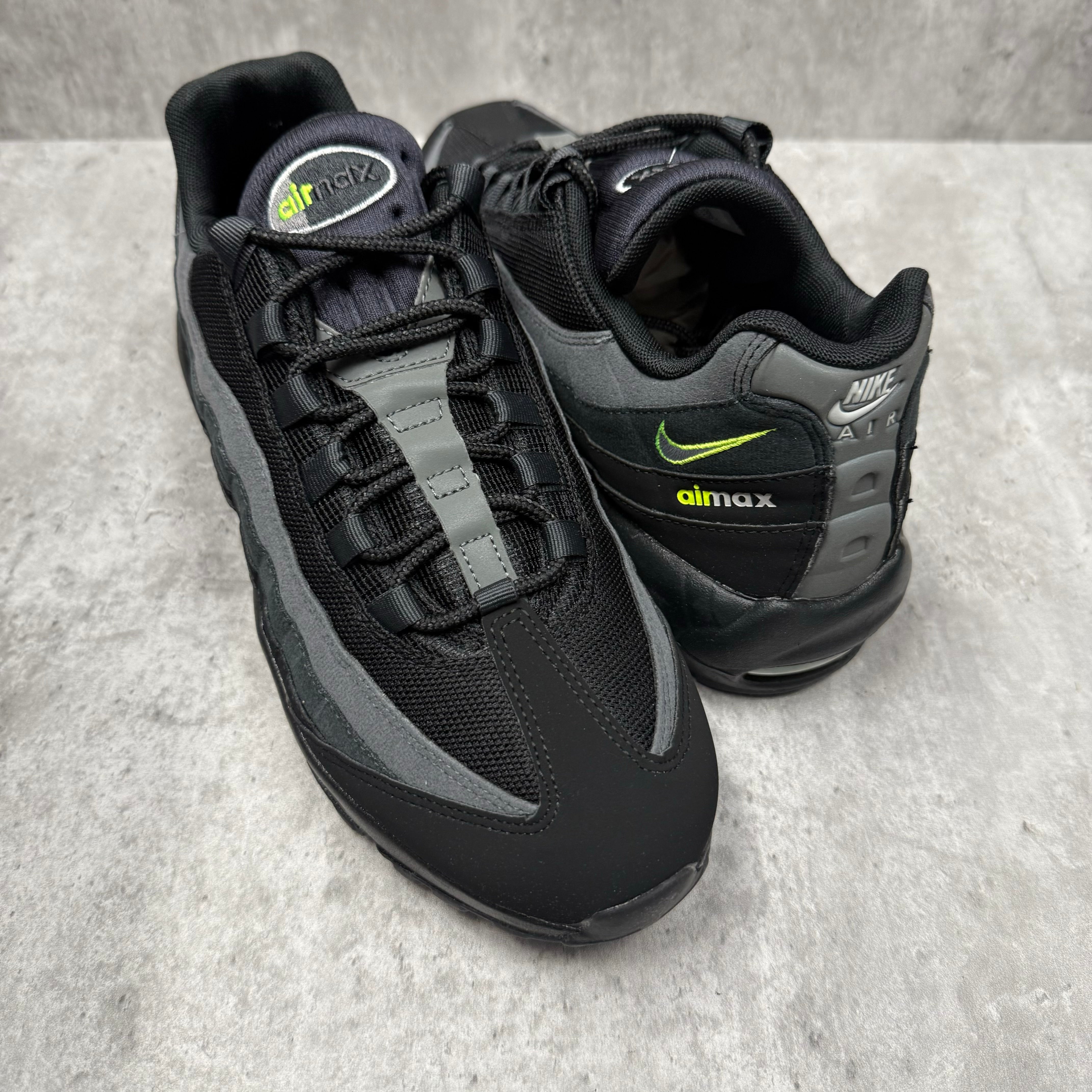 Nike Airmax 95 Retro Logo Volt - Cheshire Creps