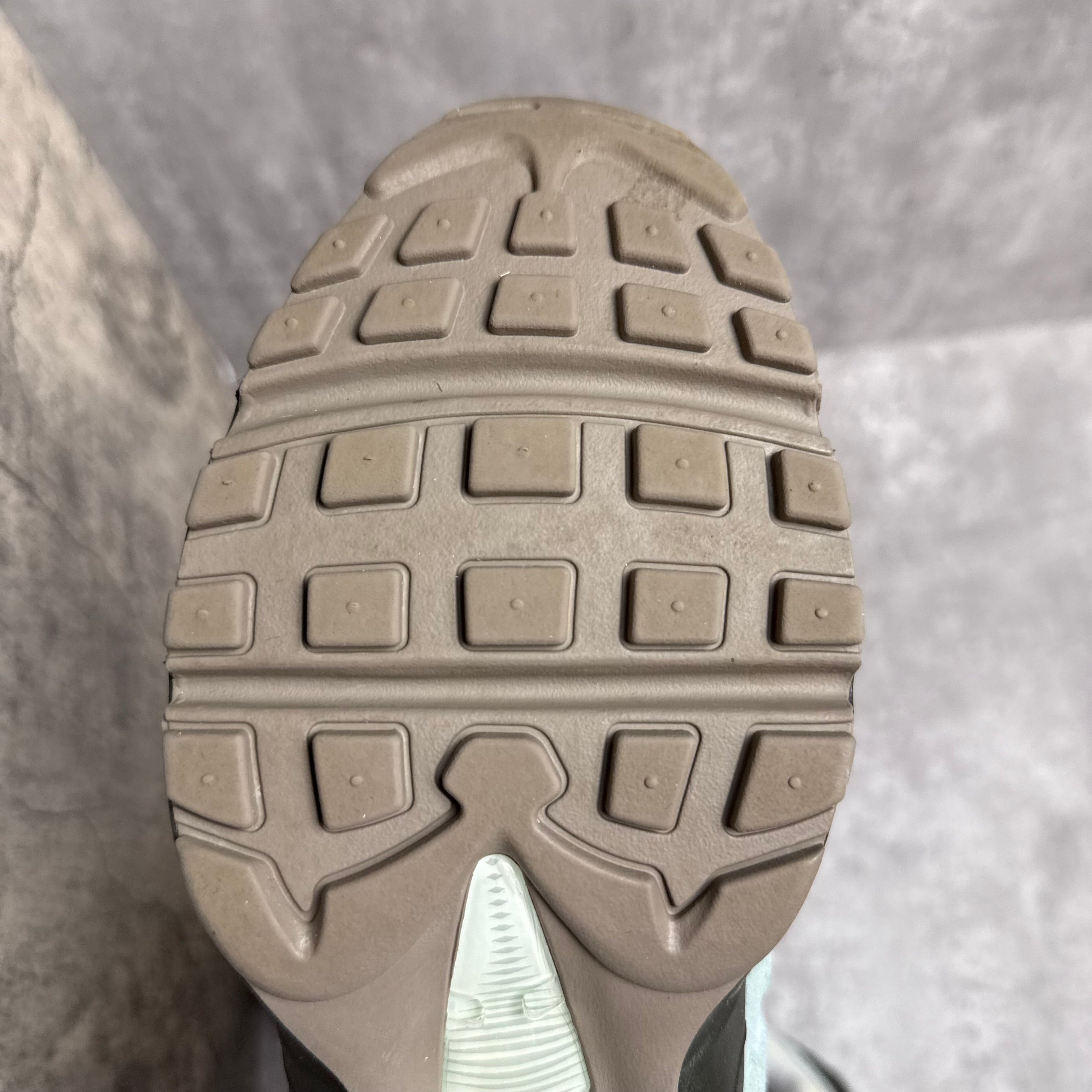 Nike Airmax 95 Sequoia - Cheshire Creps