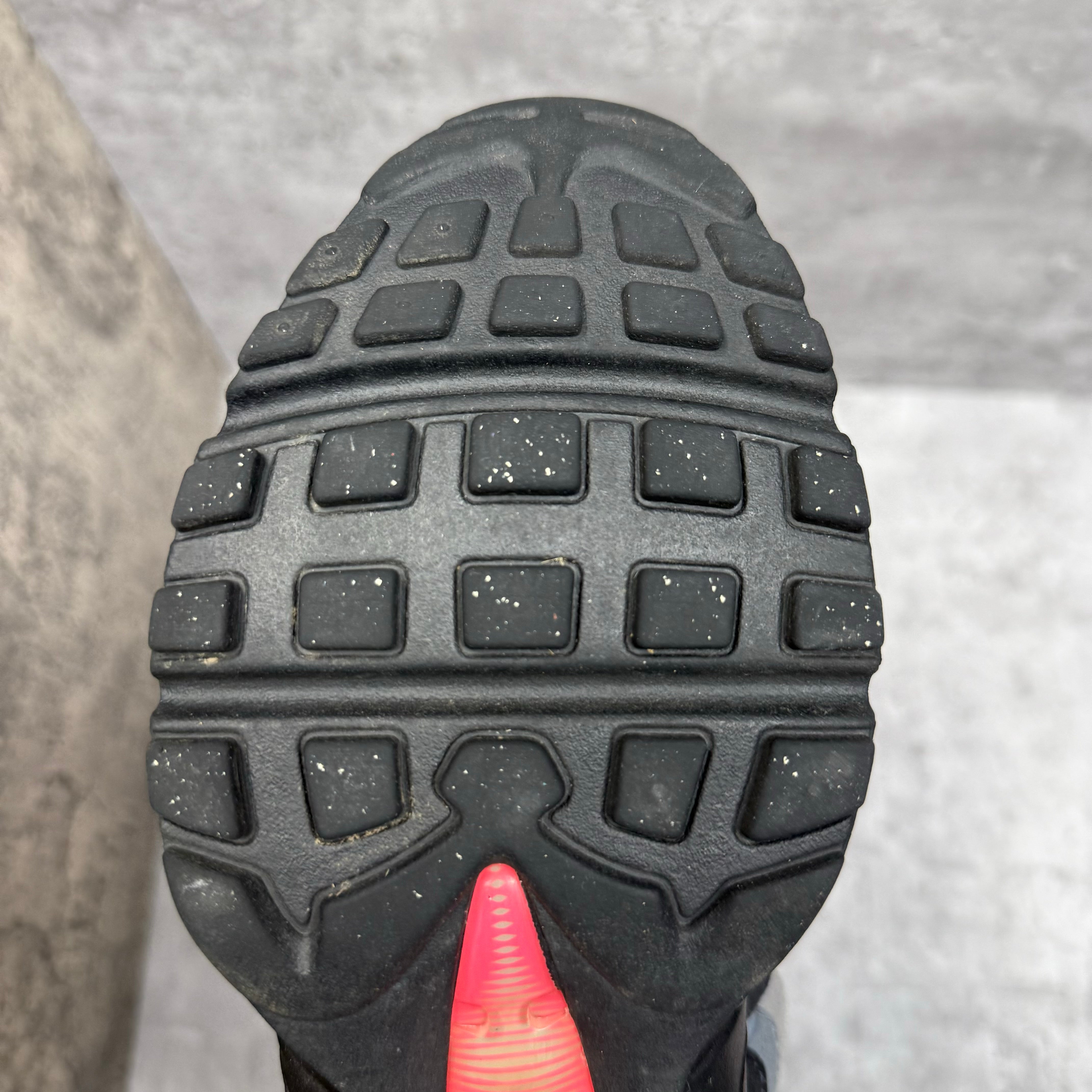 Nike Airmax 95 Solar Red 2017 - Cheshire Creps