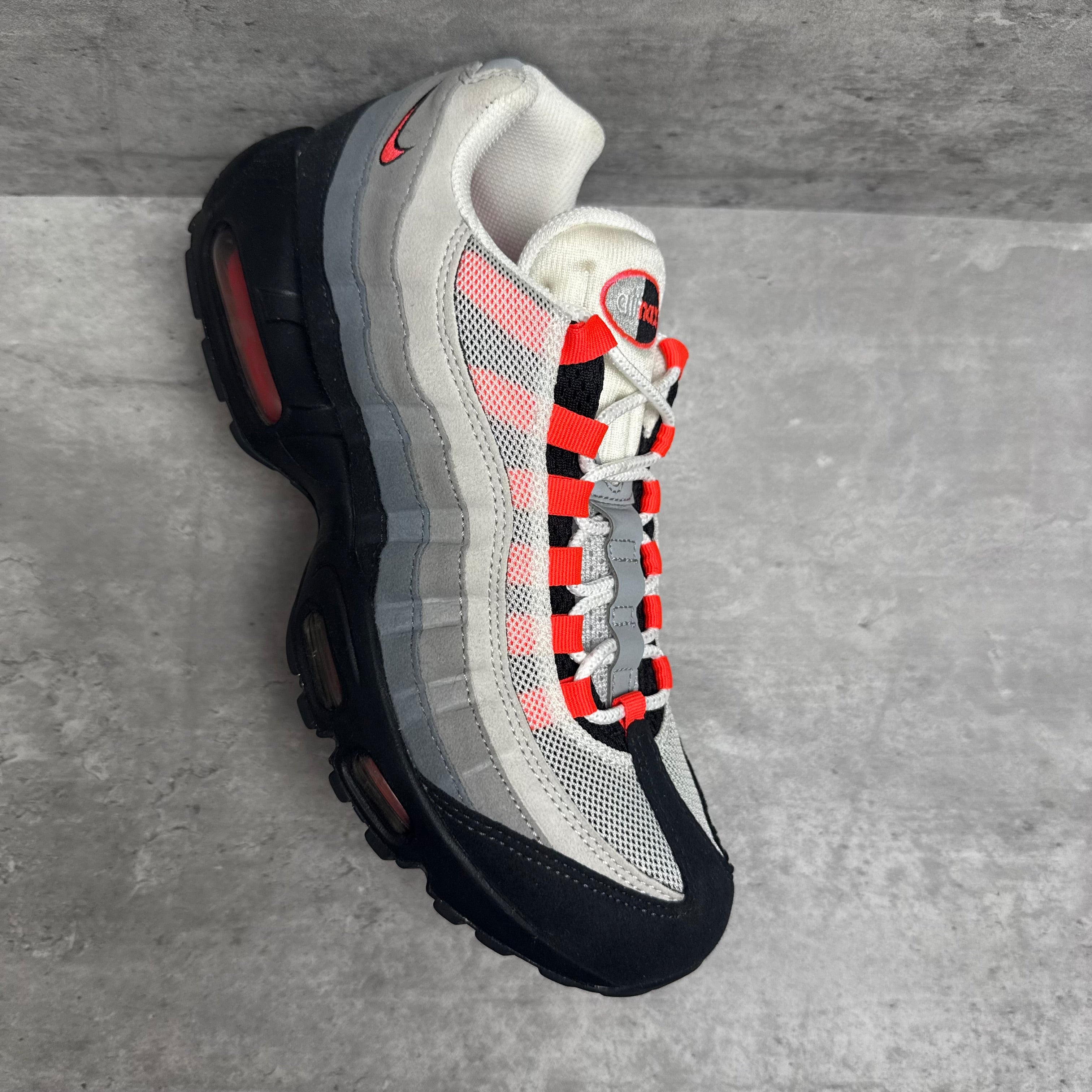 Nike Airmax 95 Solar Red 2017 - Cheshire Creps