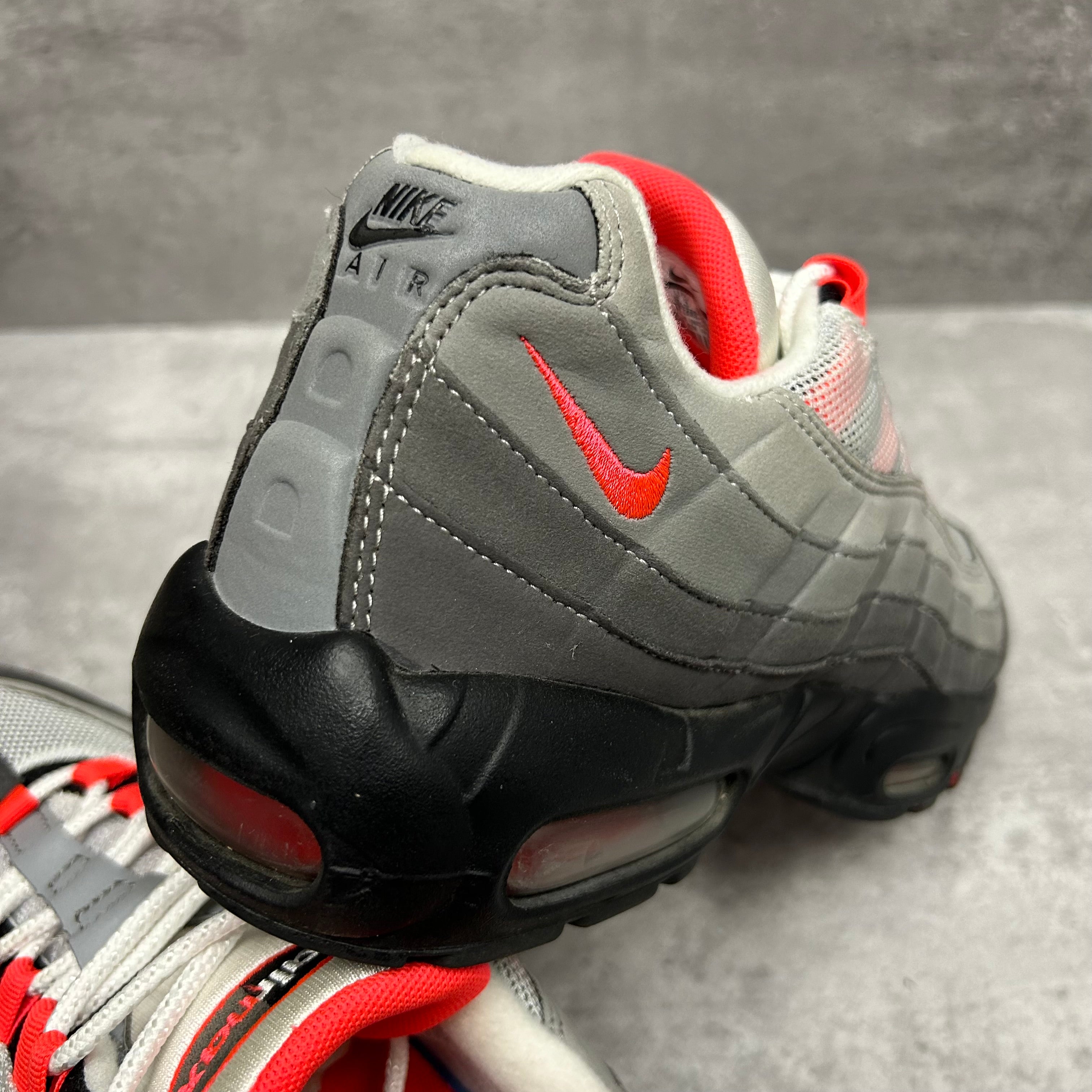 Nike Airmax 95 Solar Red 2018 - Cheshire Creps