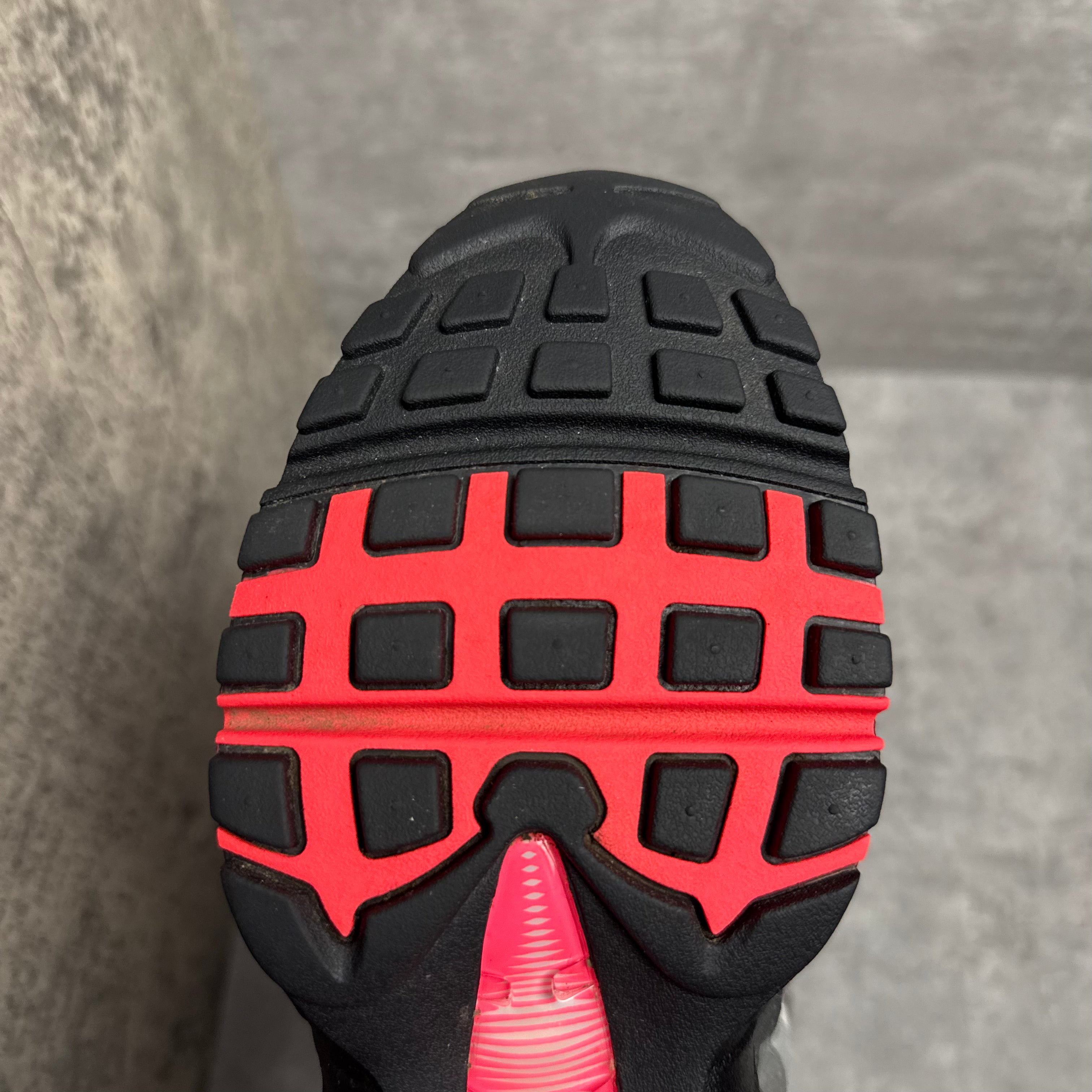 Nike Airmax 95 Solar Red - Cheshire Creps