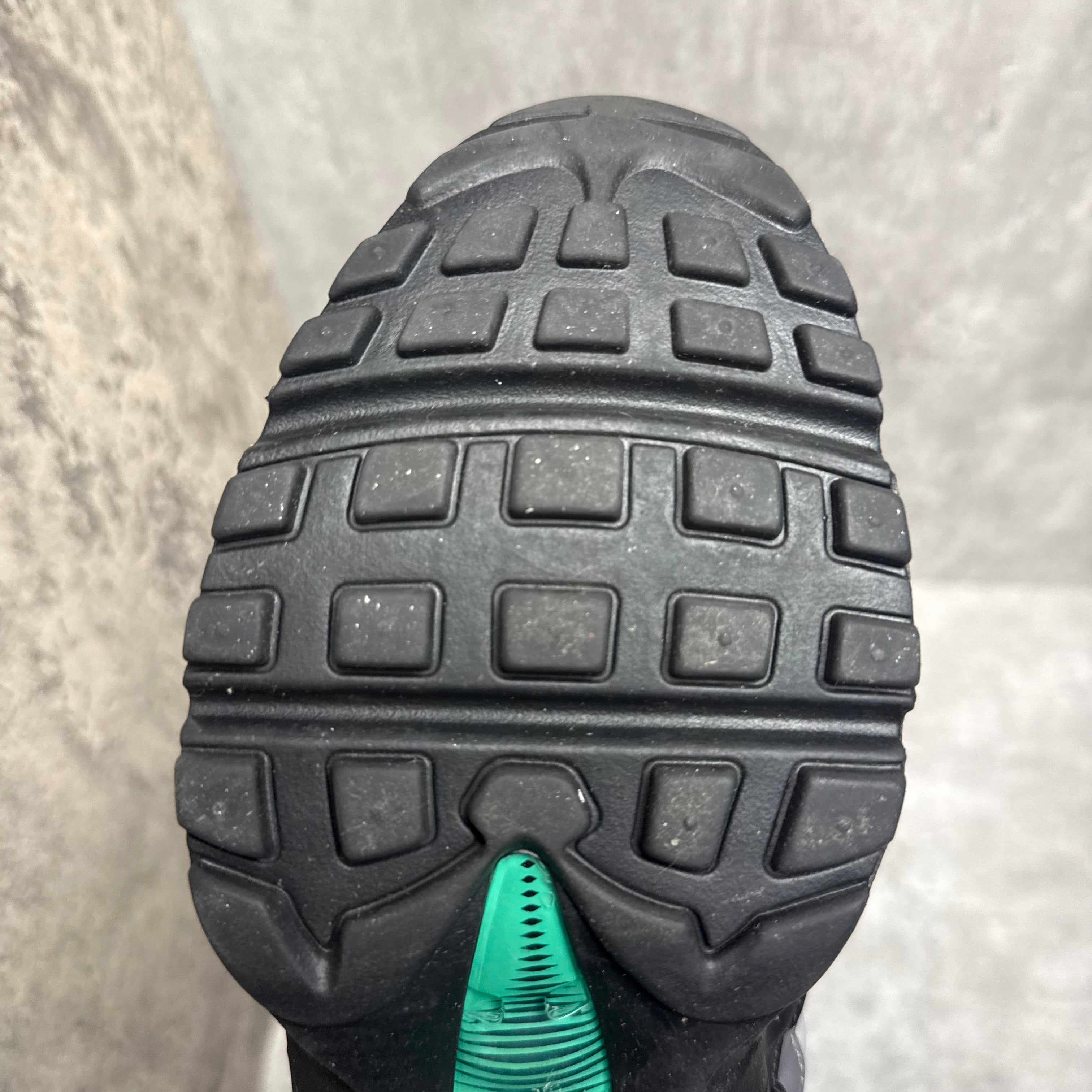 Nike Airmax 95 Stadium Green - Cheshire Creps