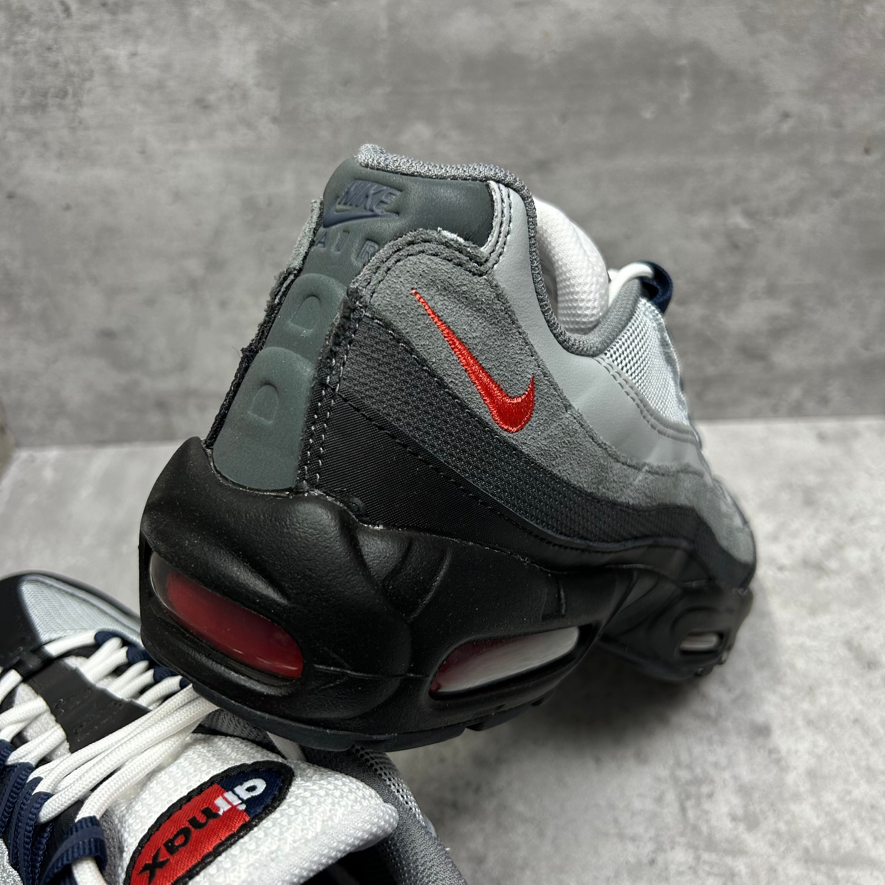 Nike Airmax 95 Track Red - Cheshire Creps