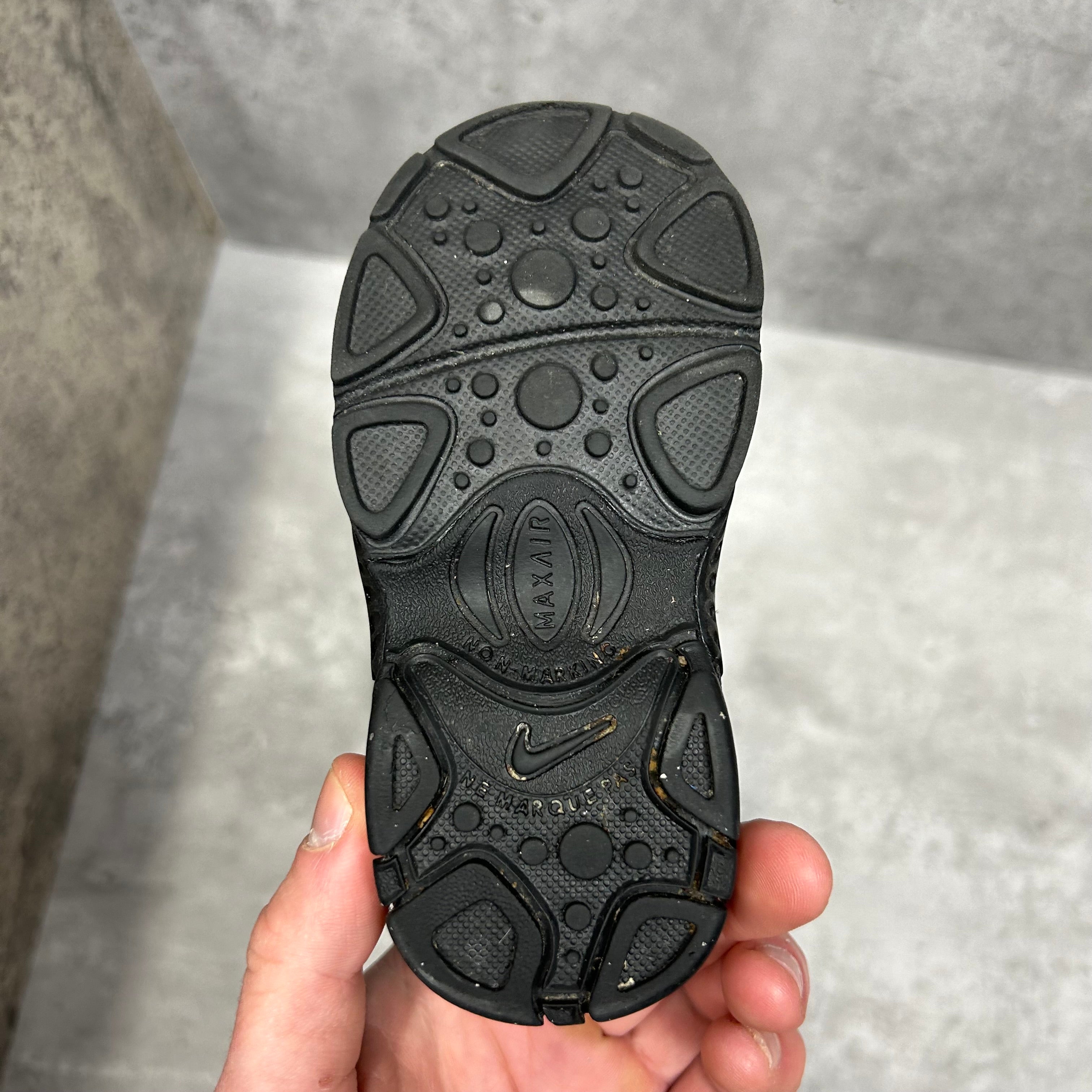 Nike Airmax 95 Triple Black Suede - Cheshire Creps