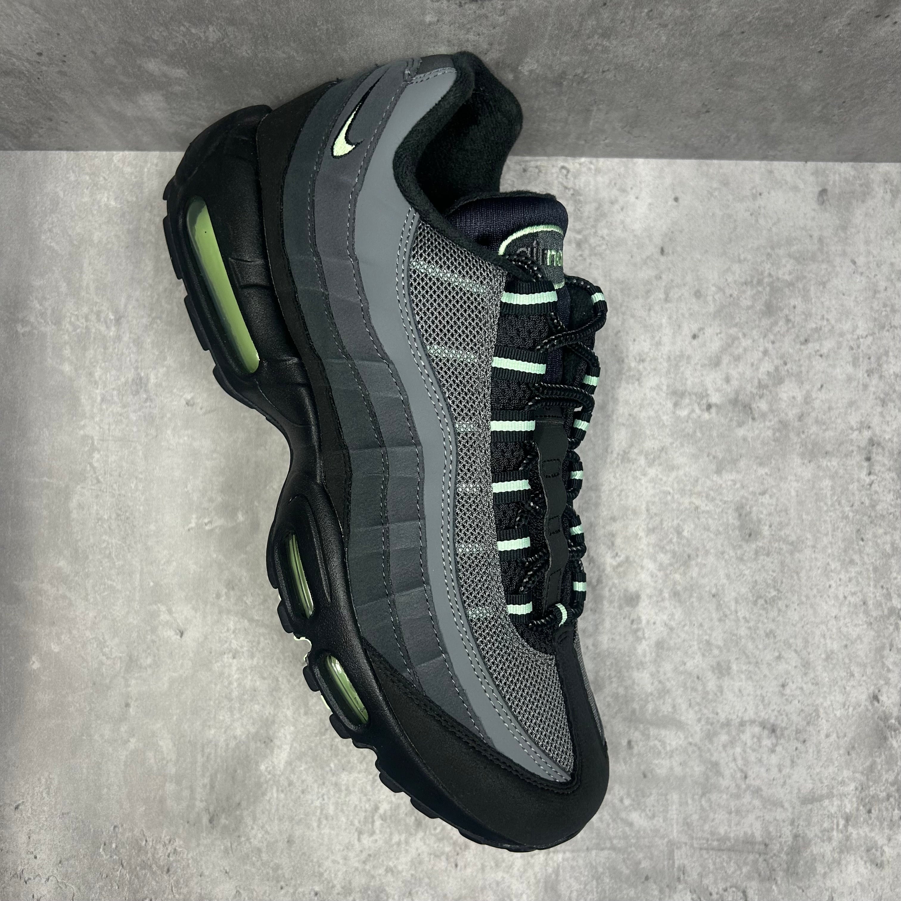Nike Airmax 95 Vapor Green - Cheshire Creps