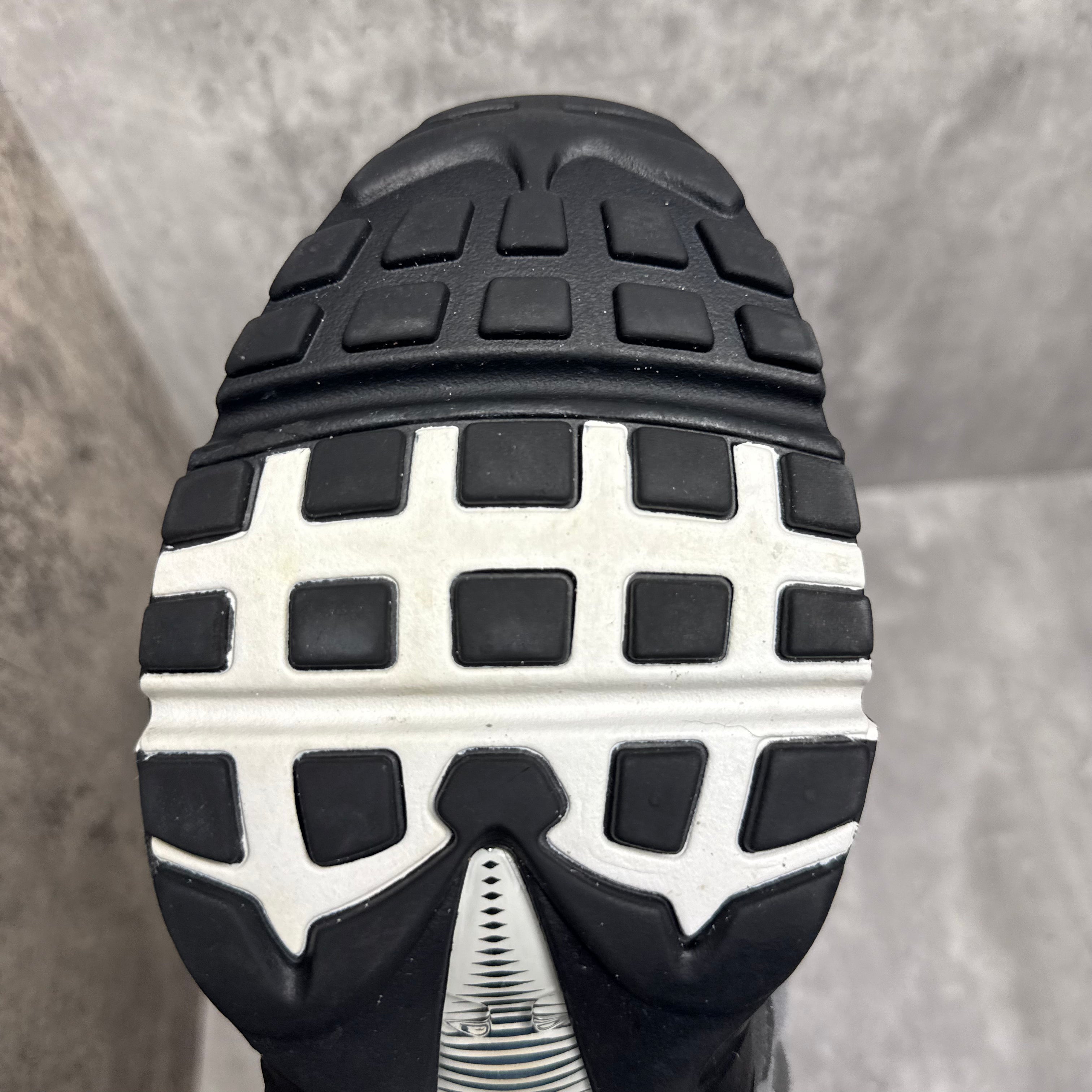 Nike Airmax Grey Jewel - Cheshire Creps