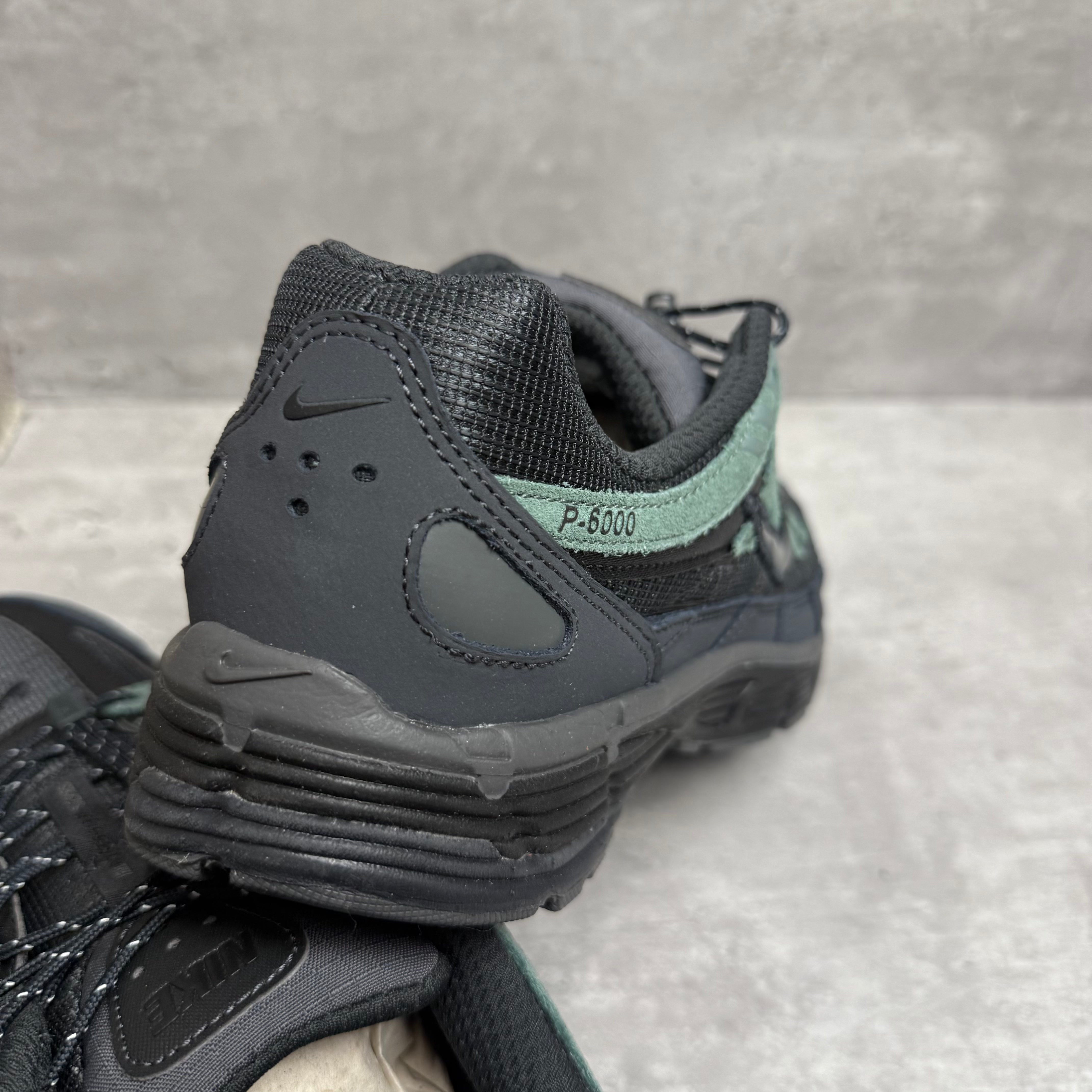 Nike P-6000 Utility Anthracite