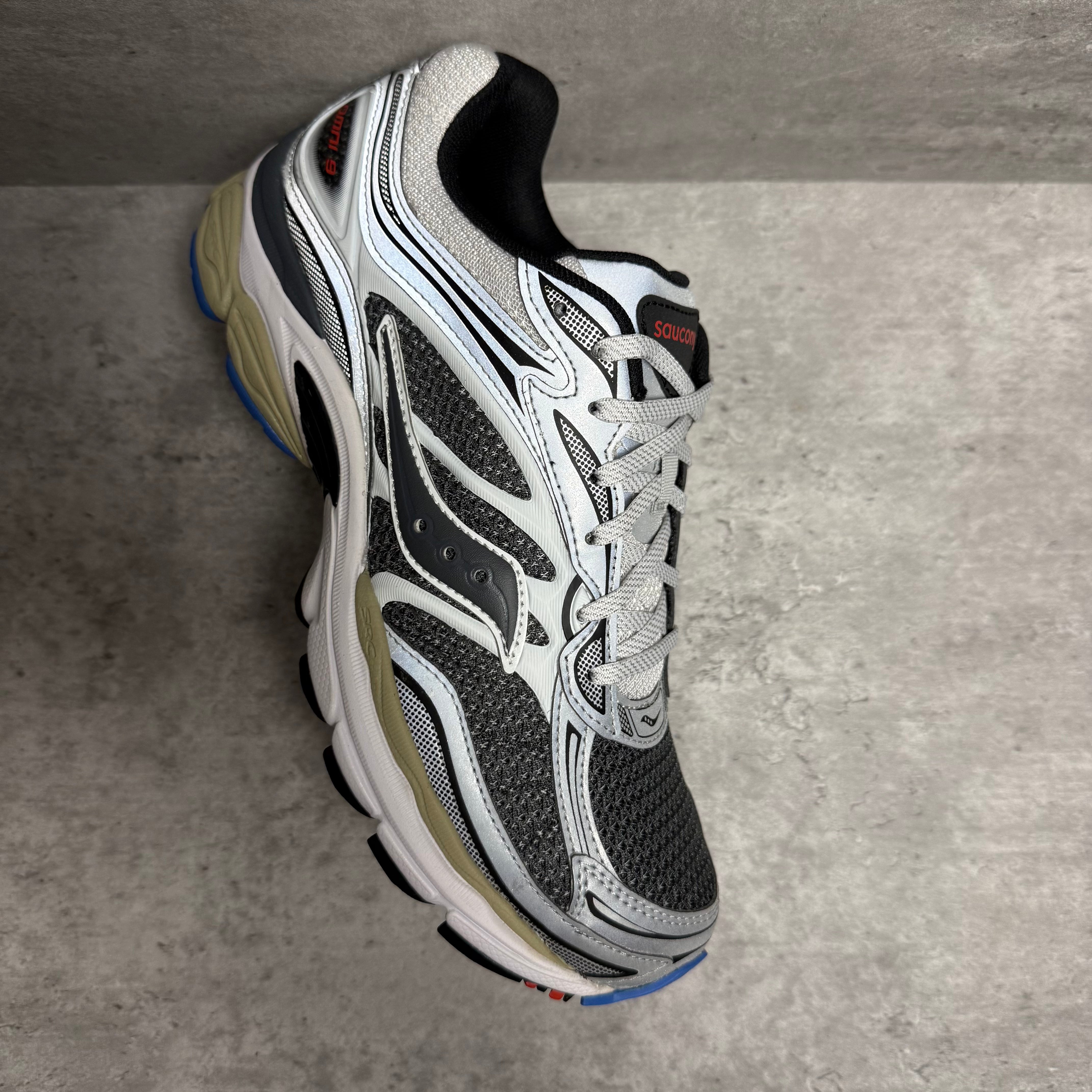 Saucony Pro Grid Omni 9 Grey Silver