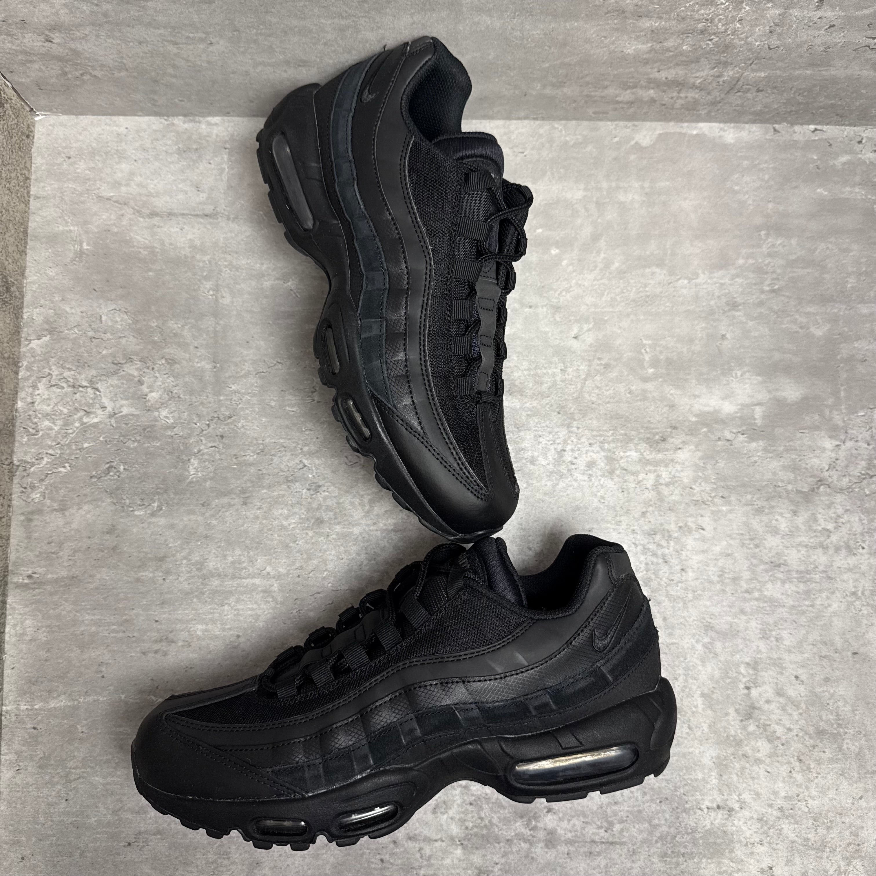 Nike Airmax 95 Triple Black