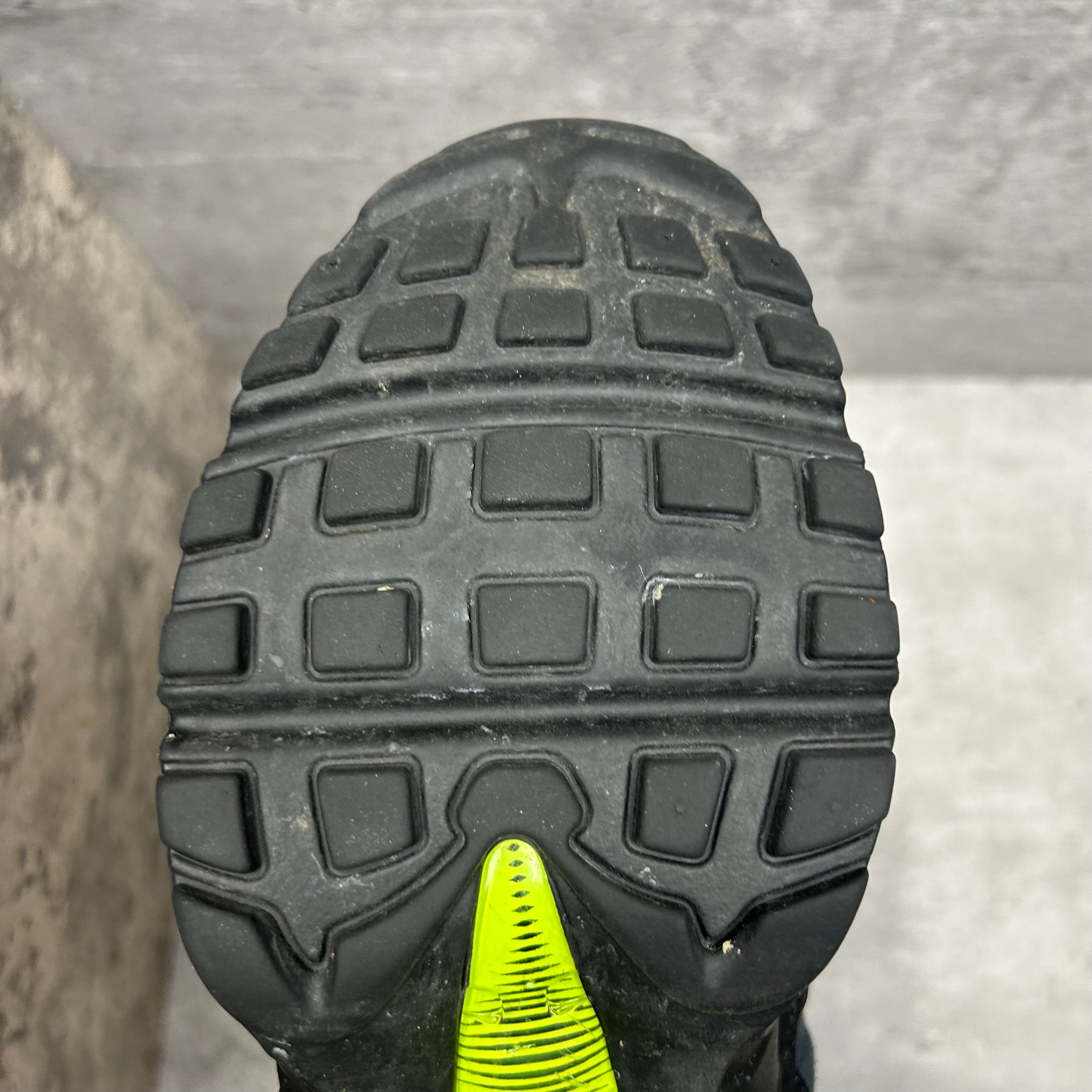 Nike Airmax 95 Retro Logo Volt