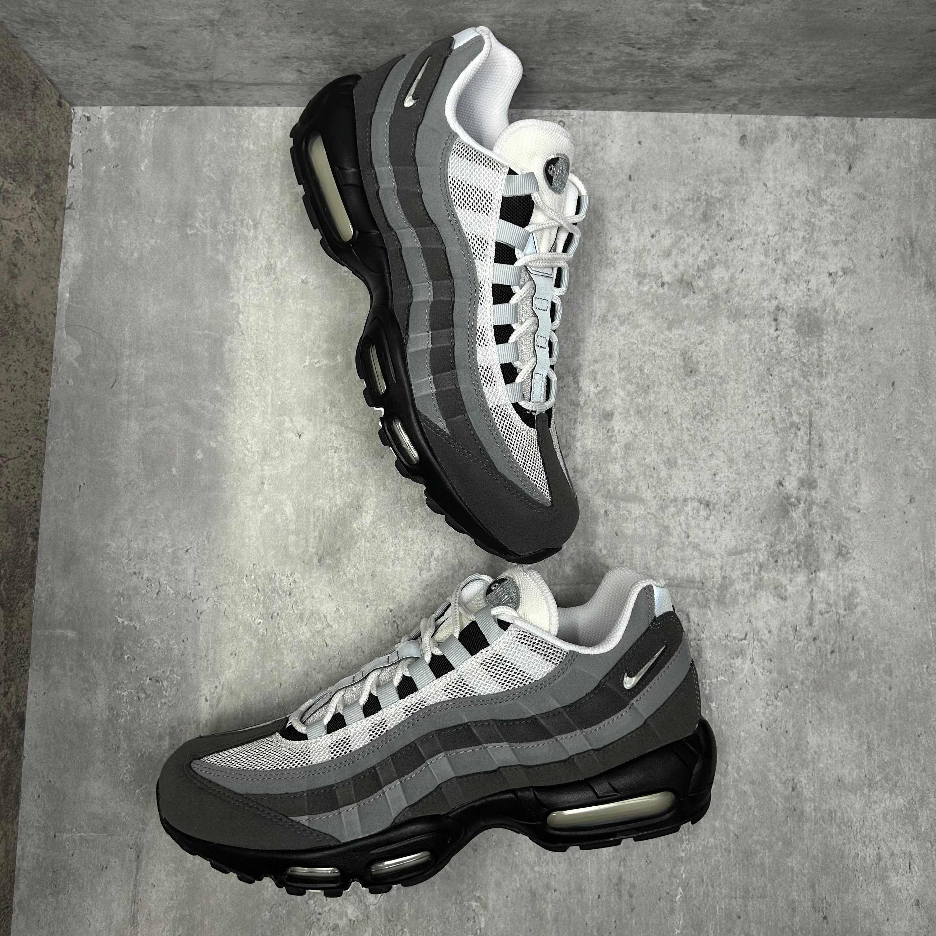 Nike air max 95 og white grey gradient best sale