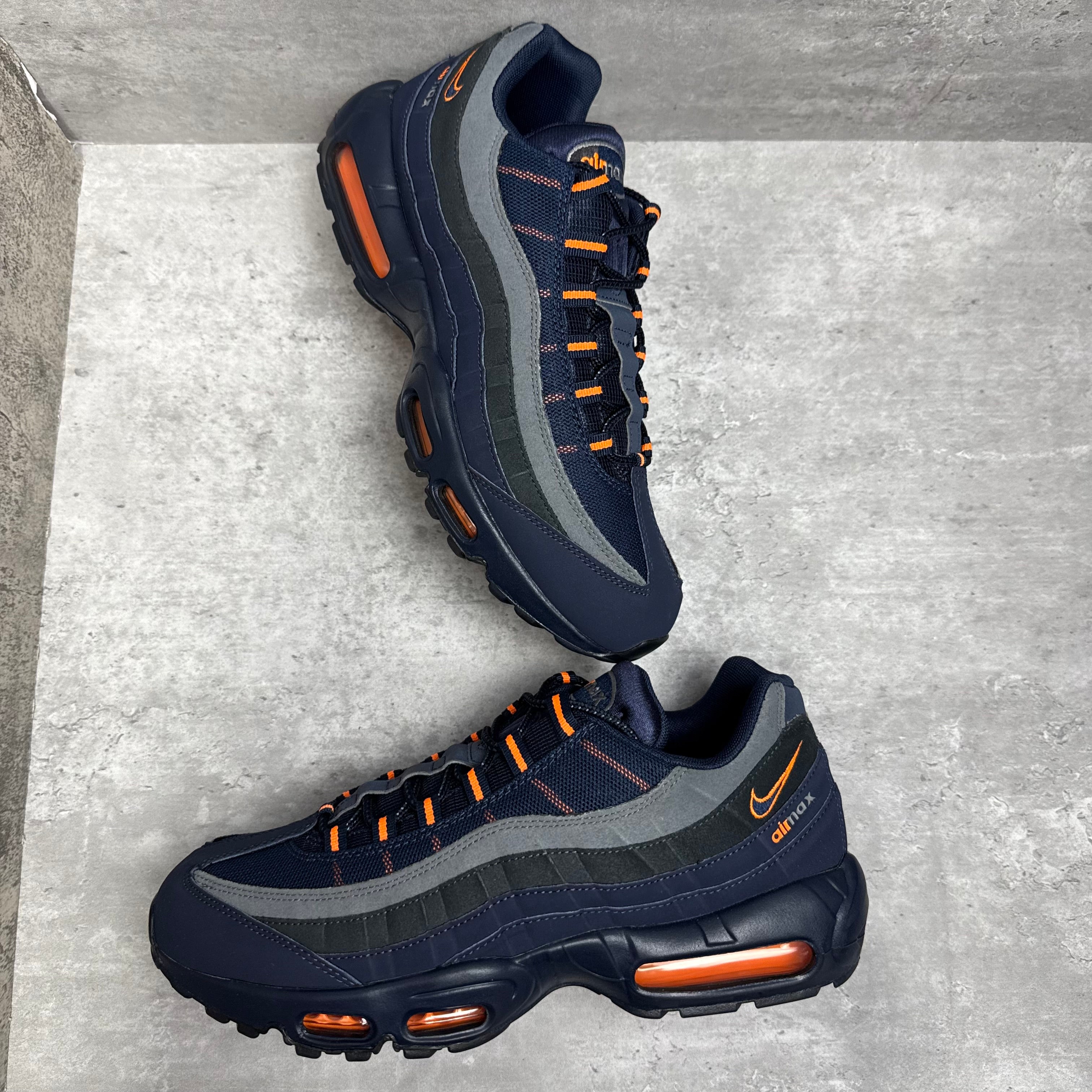Air Max 95 Navy Orange Sneakers Nike Air Max 95 Logo Navy Orange