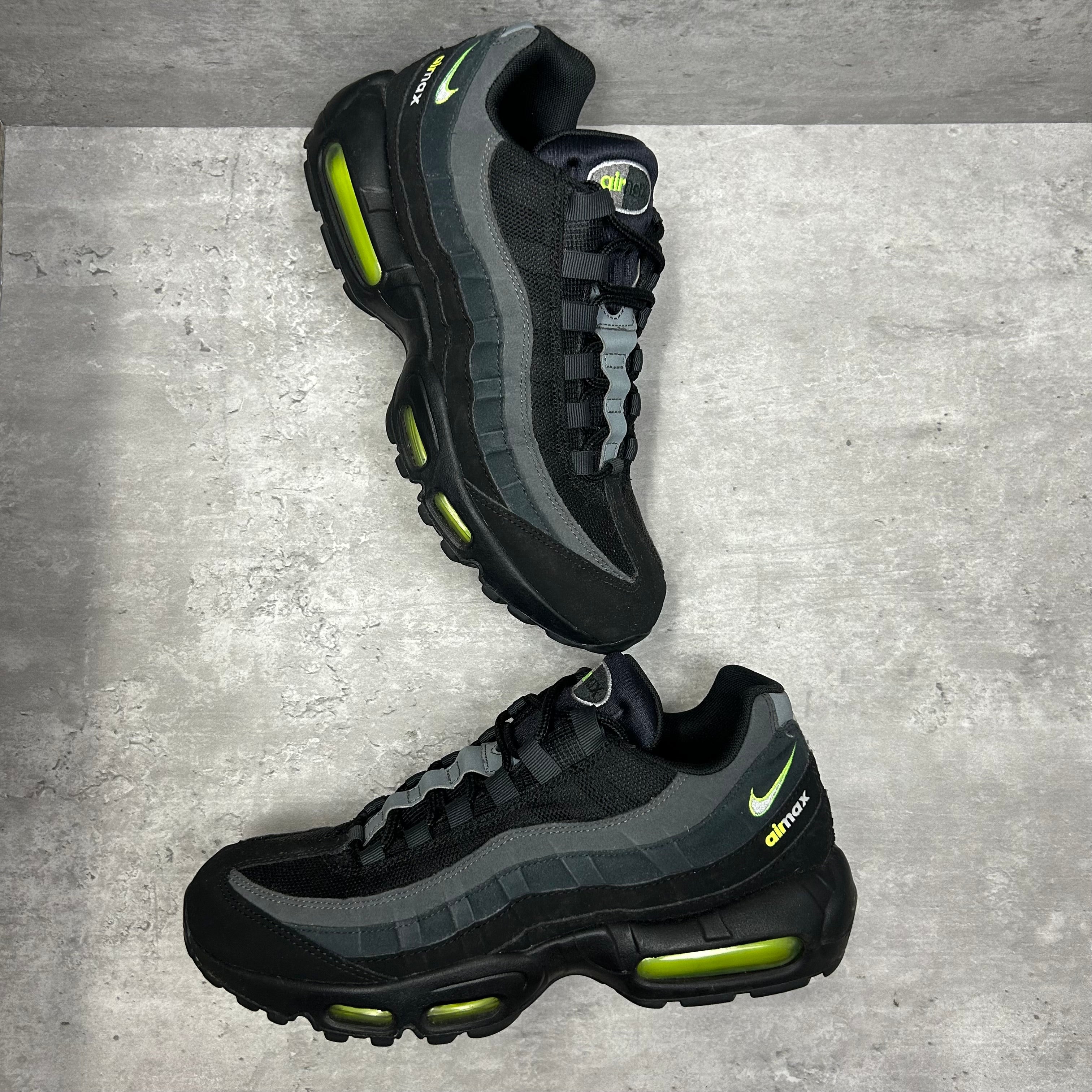 Nike Airmax 95 Retro Logo Volt