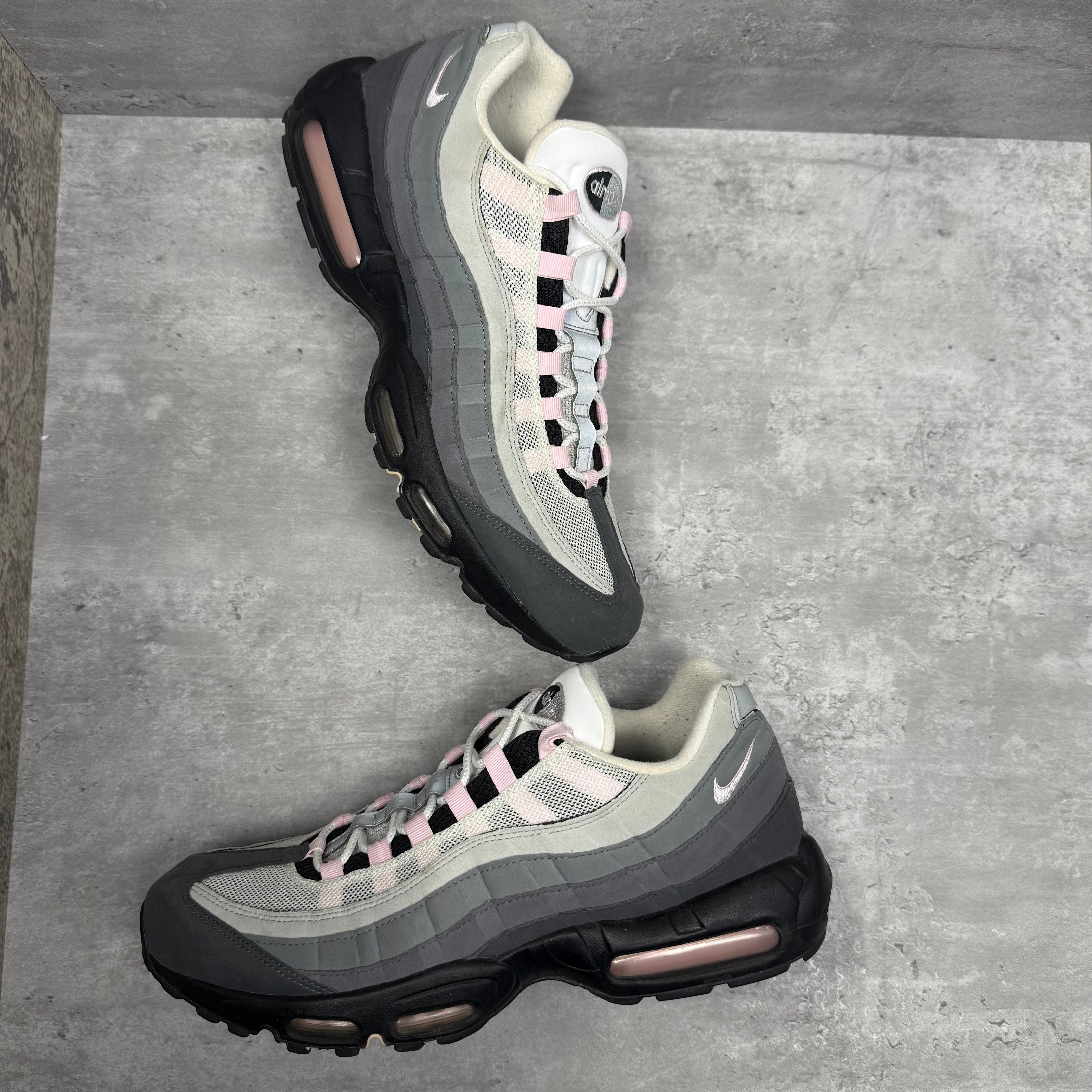 nike 95 pink foam