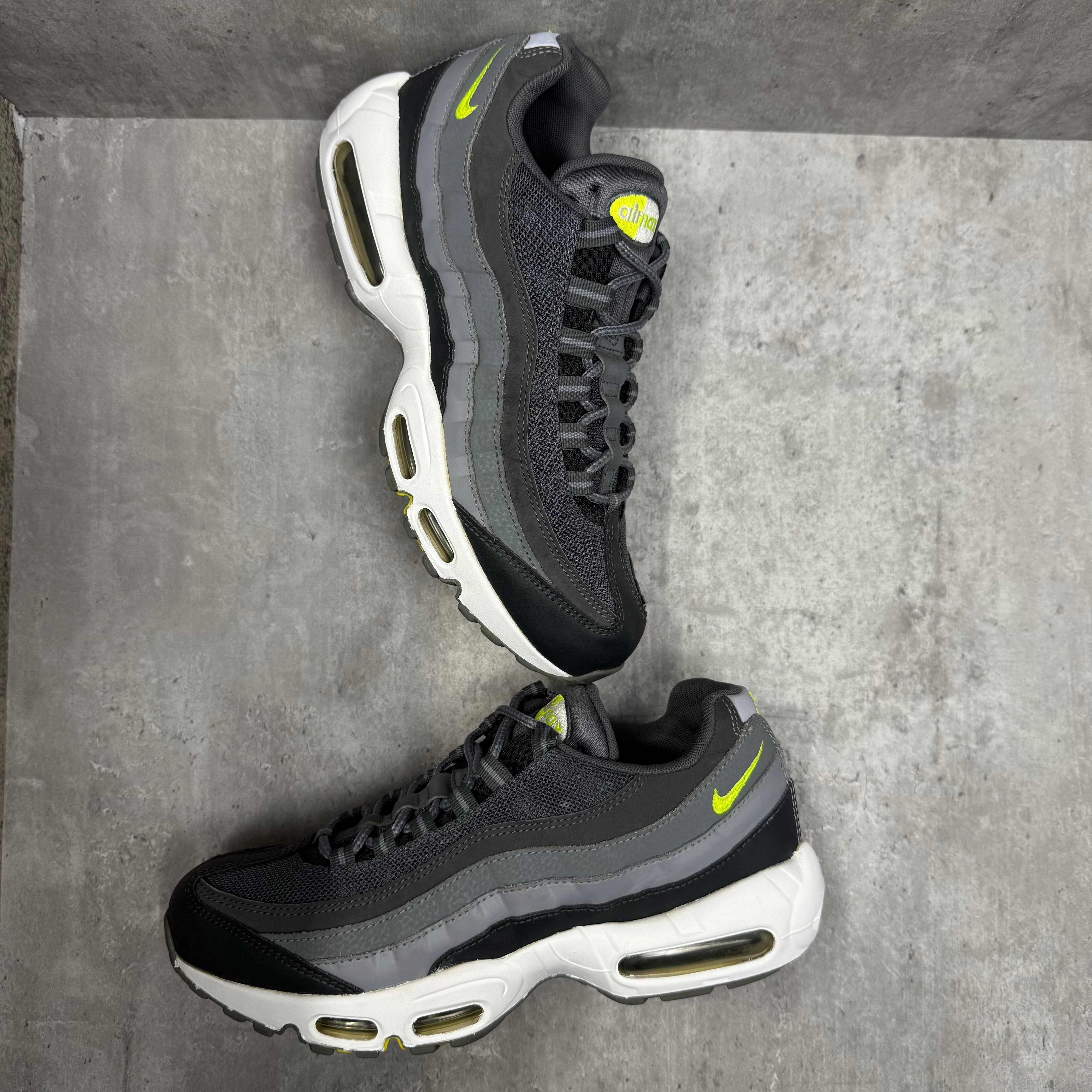 Nike Airmax 95 Grey Volt