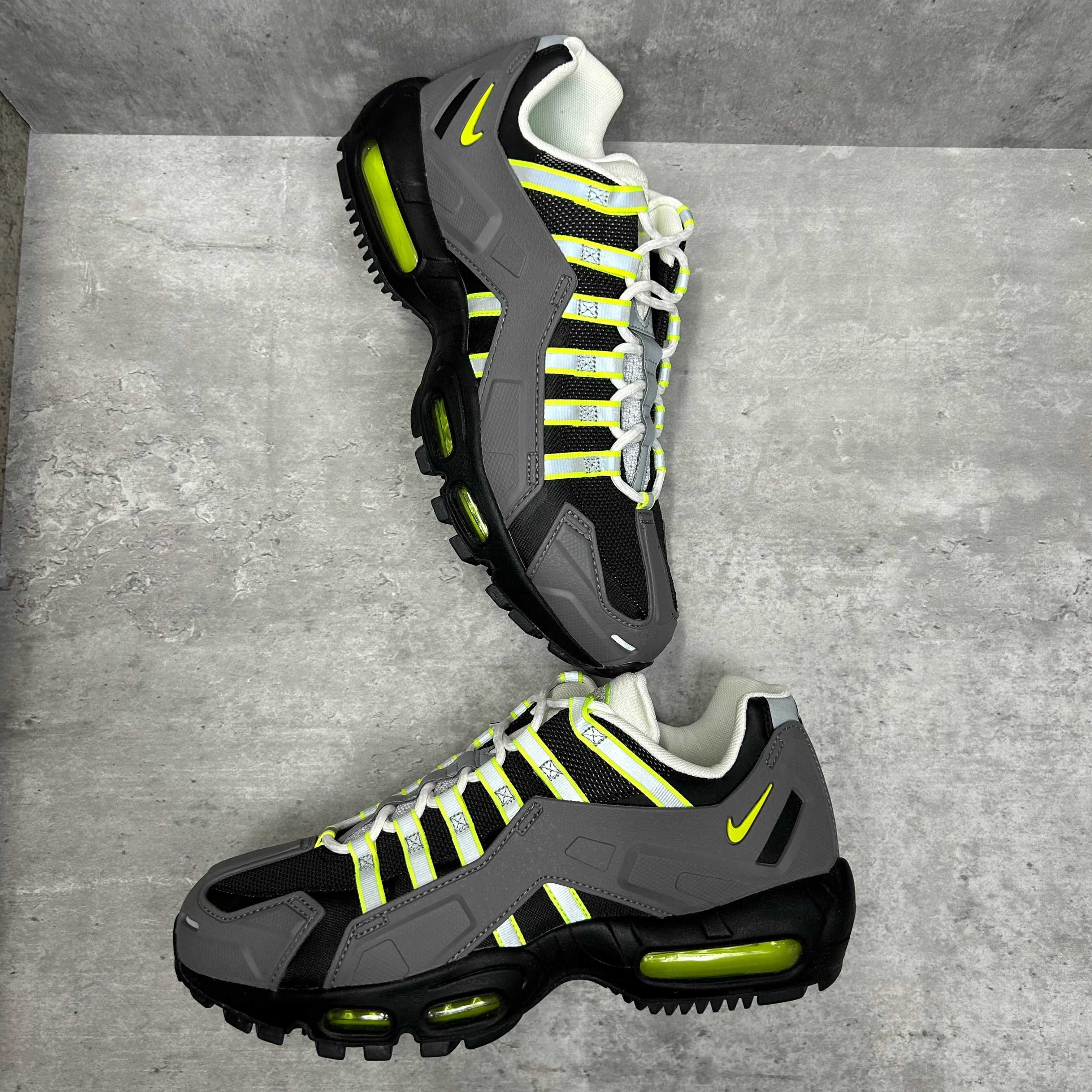 Nike Airmax 95 NDSTRKT Neon