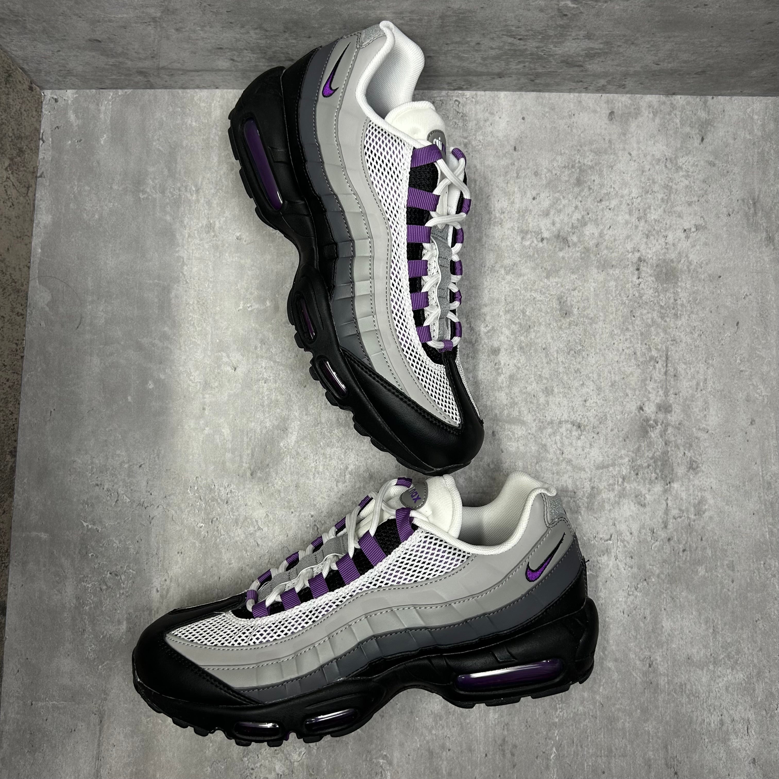 Nike air max 95 black and purple best sale