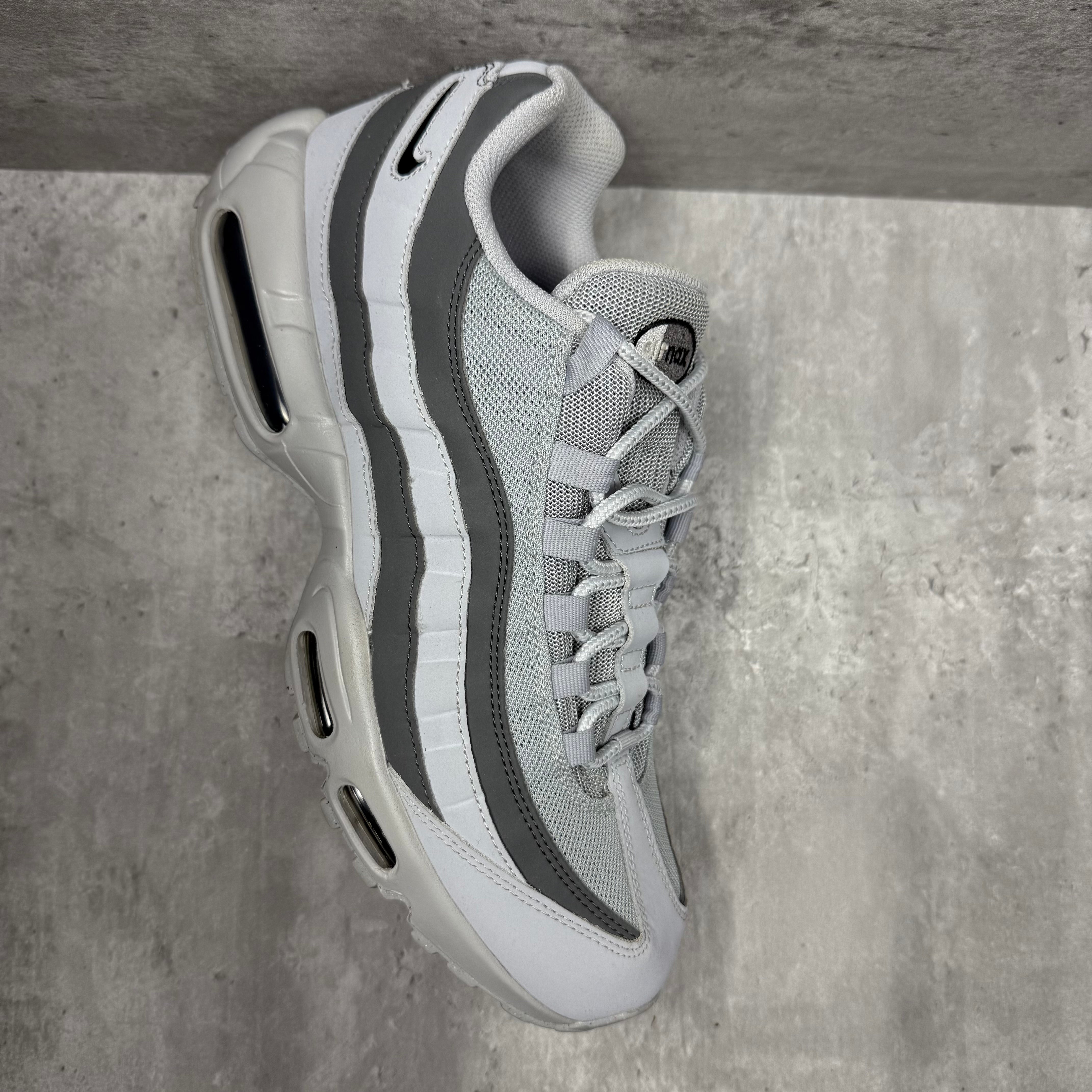 Nike Airmax 95 Greyscale