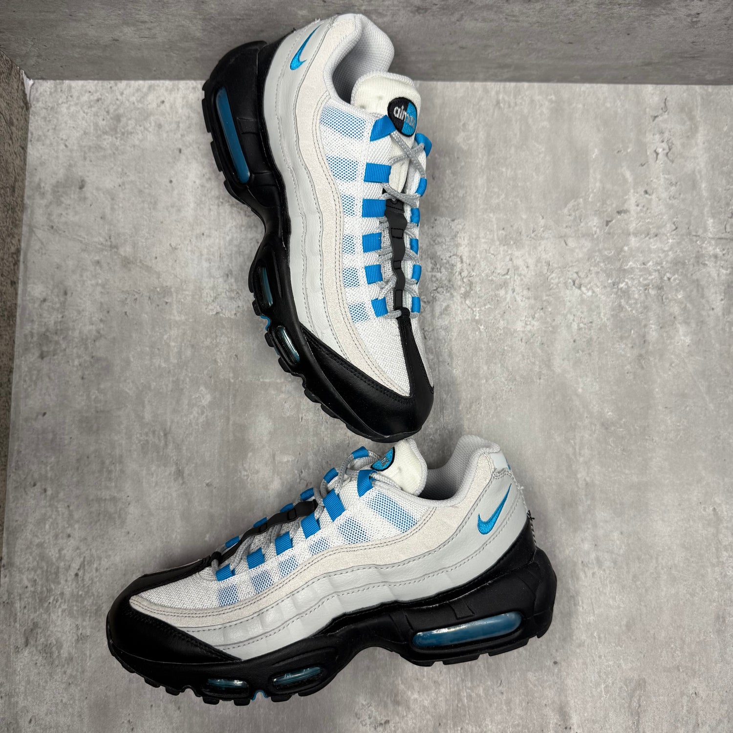 Grey Air Max 95 White Blue Fury Volt Black Nike MX 720 818